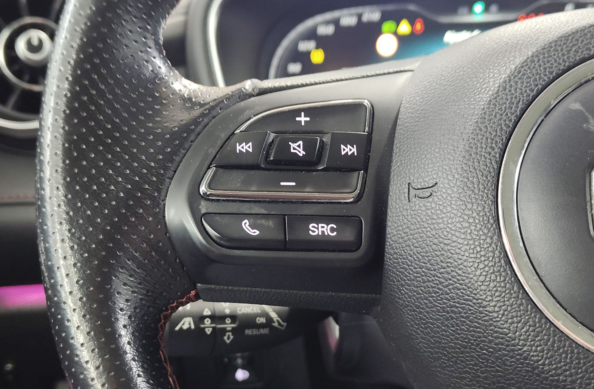 MG HS 1.5 Turbo GDI Luxury DCT - foto 35