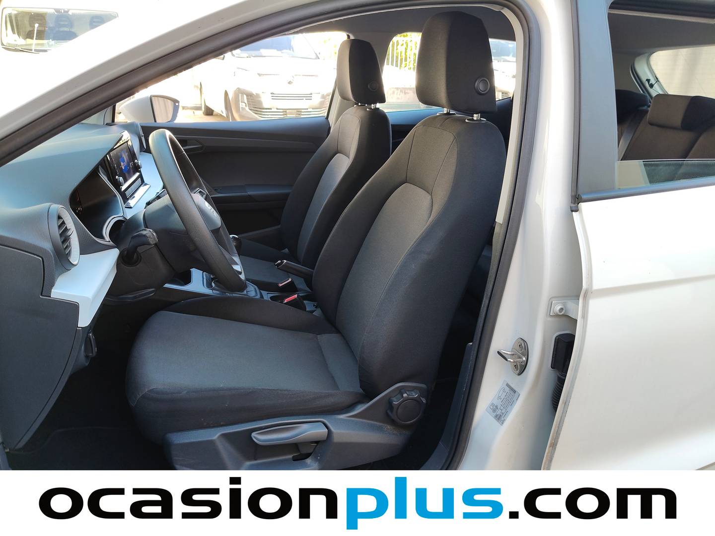 Foto asientos delanteros Seat Ibiza Seat Ibiza 1.0 MPI Reference XL (80 CV)