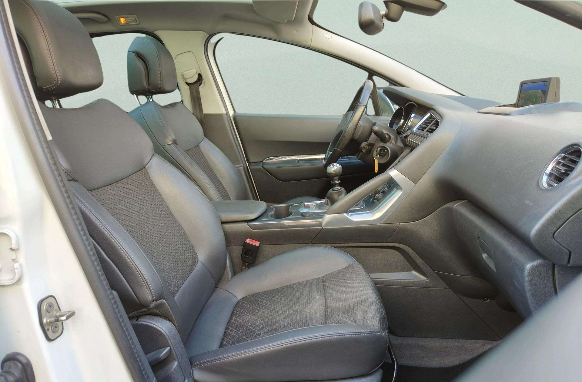 Peugeot 3008 1.2 PureTech Allure - foto 16