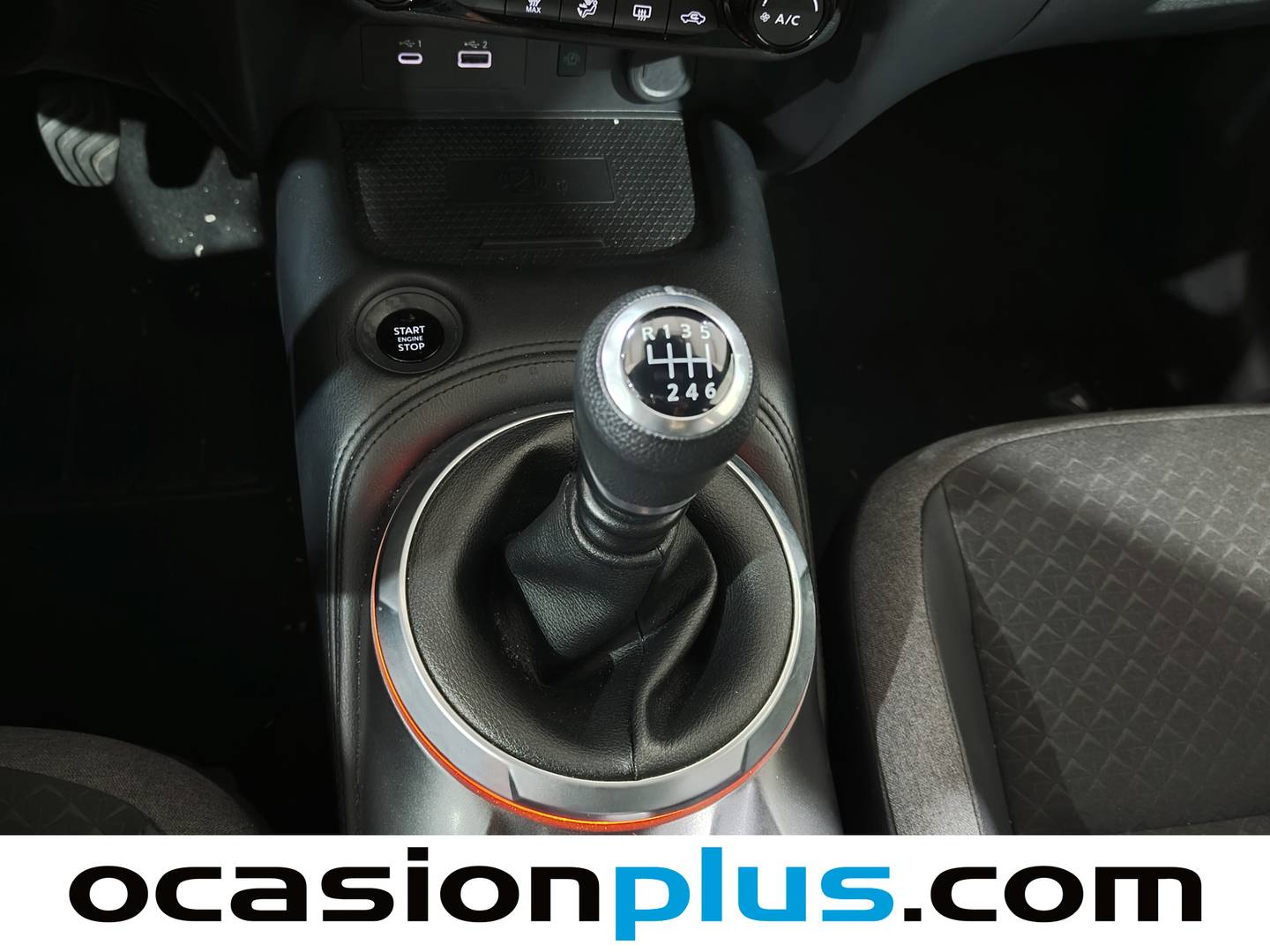 Foto Nissan JUKE Nissan Juke DIG-T N-Connecta 4x2 (114 CV)