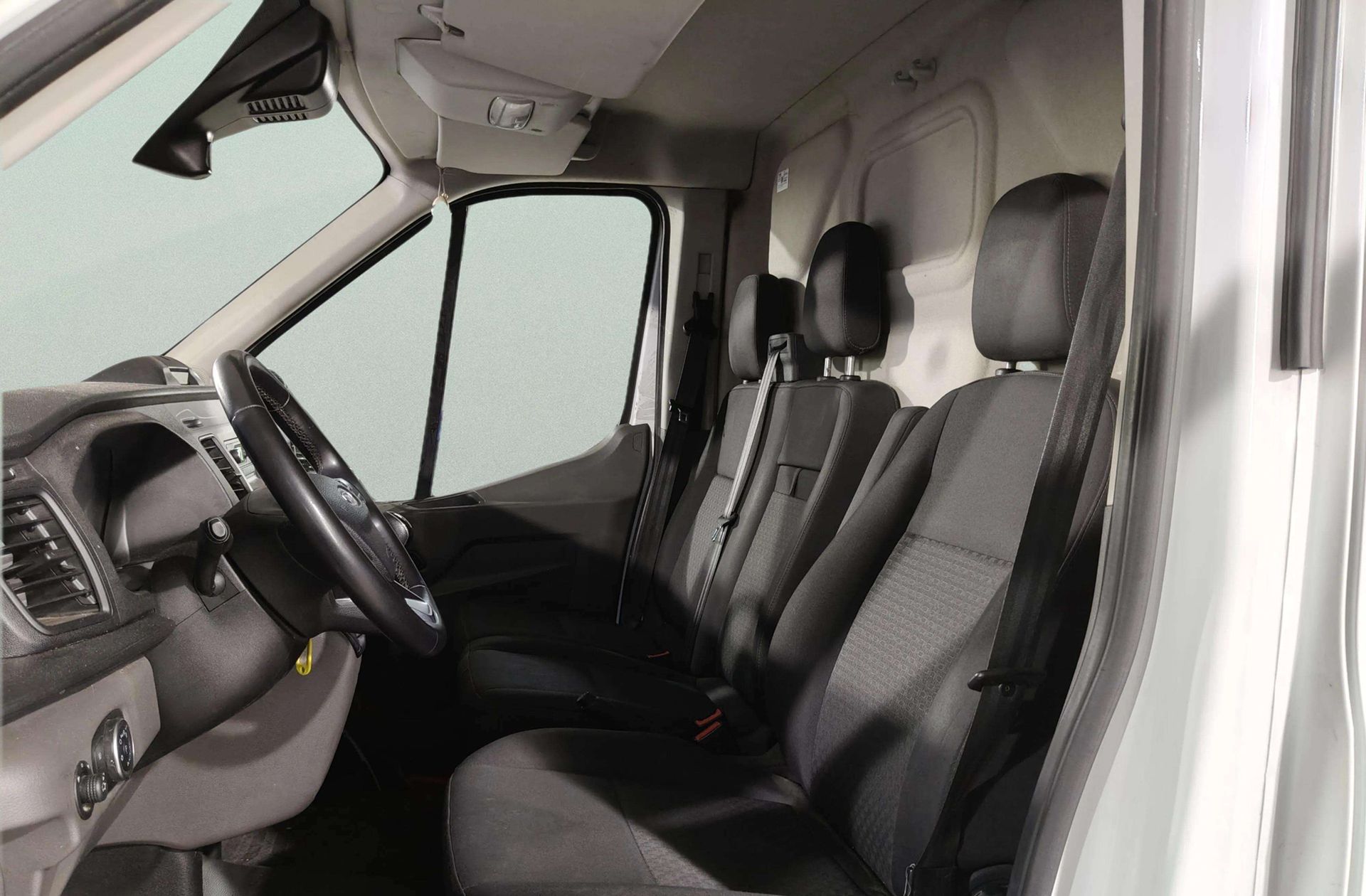 Ford Transit Furgon 350 L3H2 Trend - foto 9