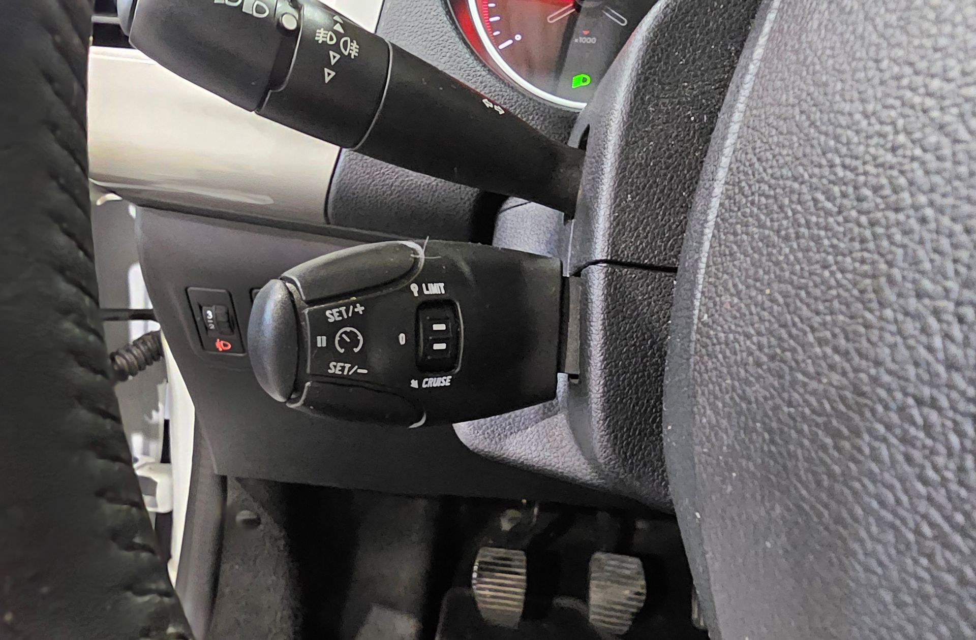 Citroën C-Elysée PureTech 82 Shine - foto 24