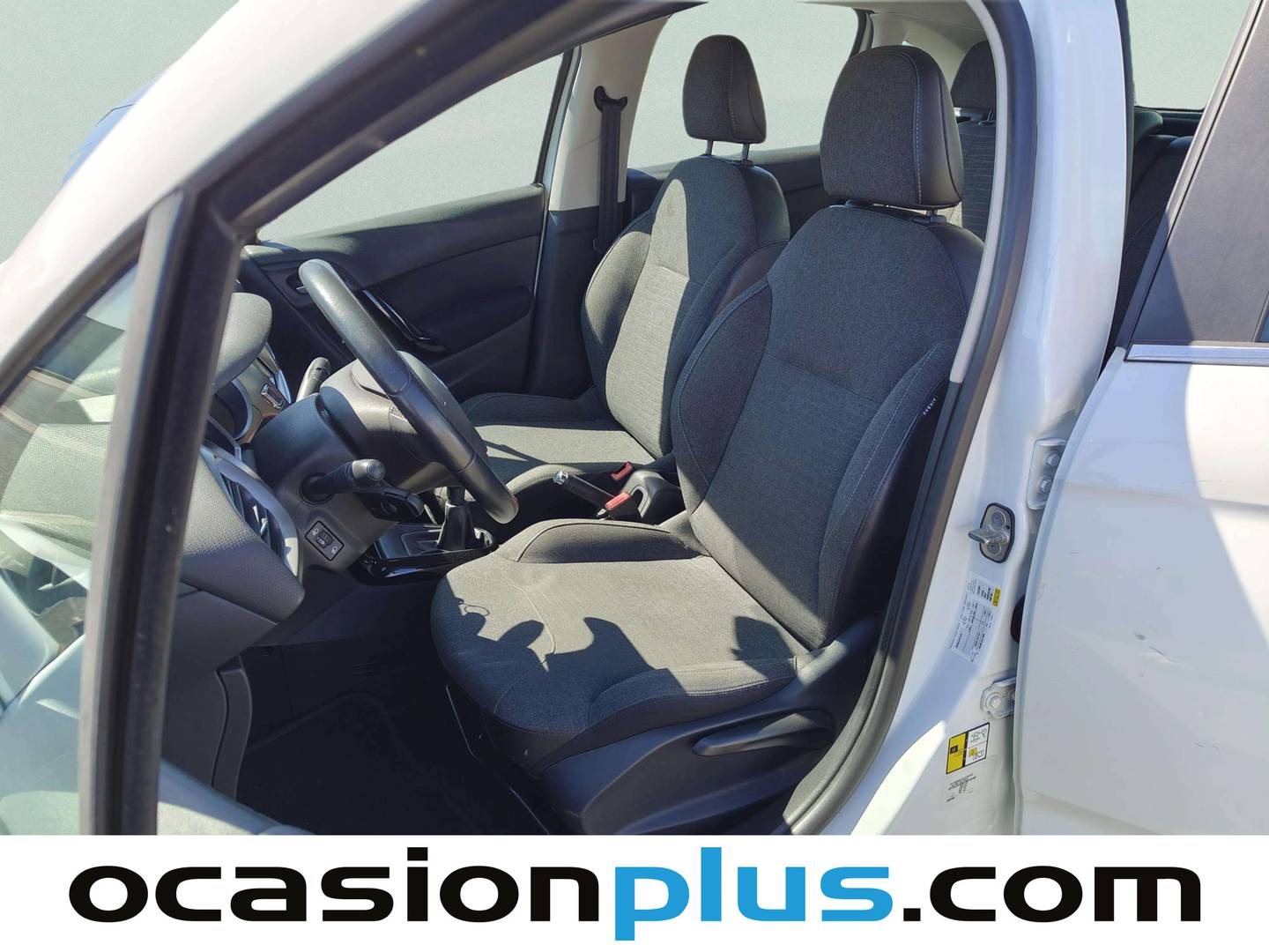 Foto asientos delanteros Citroën C3 Citroen C3 BlueHDi 75 Live Edition (75 CV)