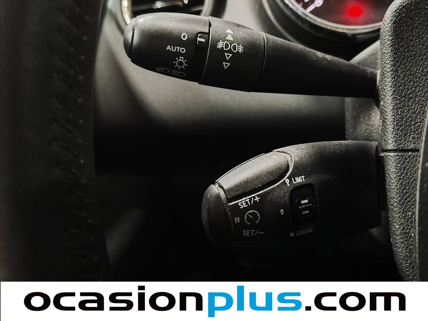 Extras y acabados del Peugeot 5008 Peugeot 5008 1.2 PureTech Style S&S (130 CV) 7 Plazas