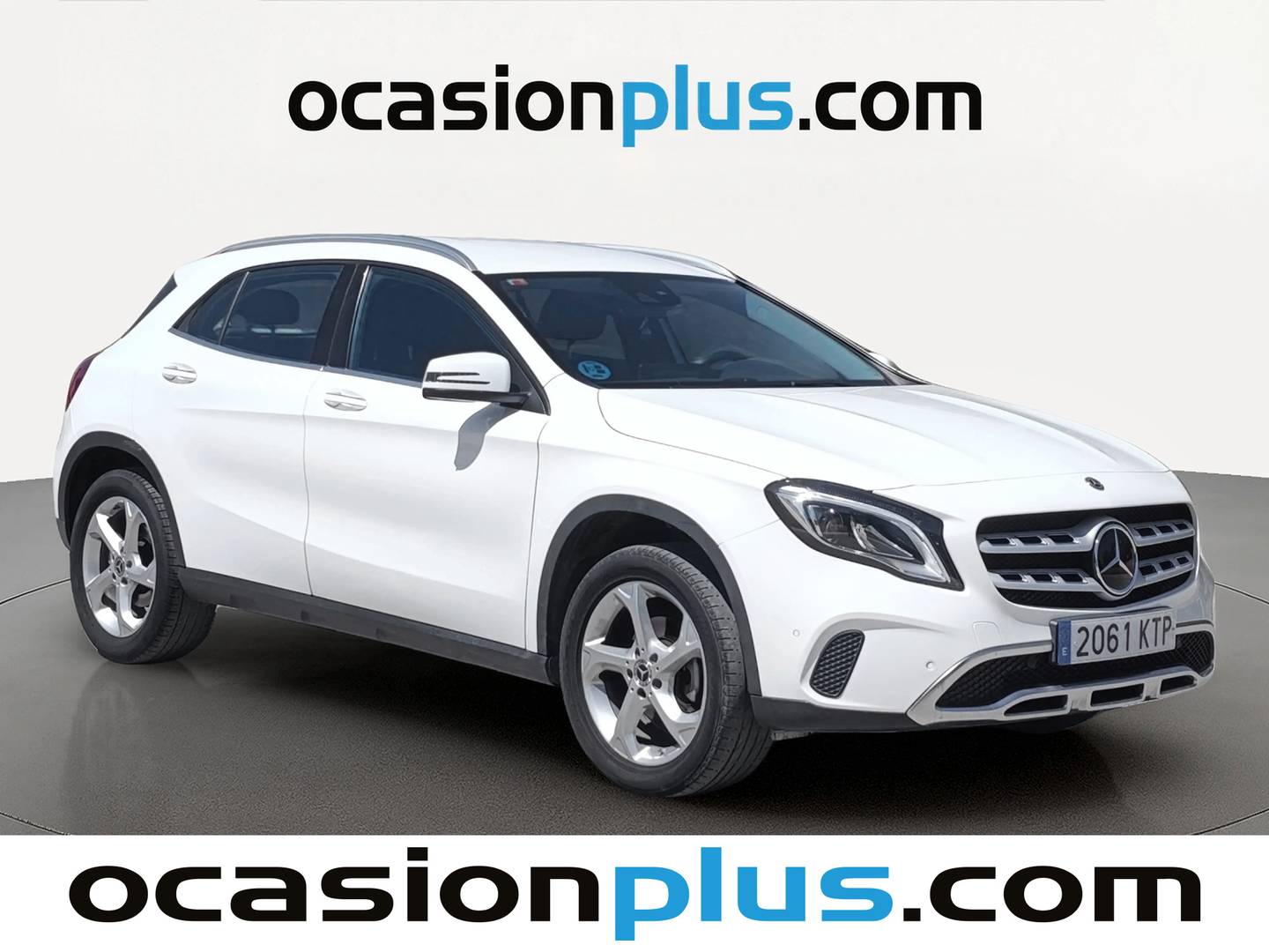 Foto delantera Mercedes GLA Mercedes GLA 200 (156 CV) derecha