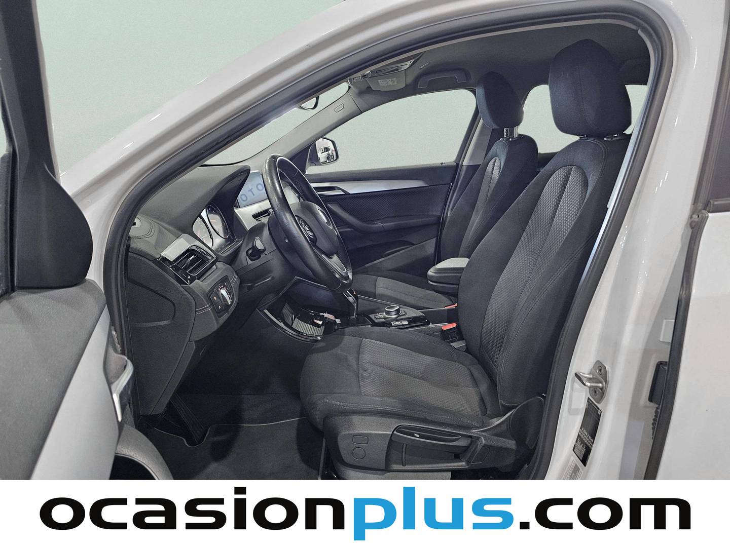 Foto asientos delanteros BMW X2 BMW X2 sDrive18i (140 CV)