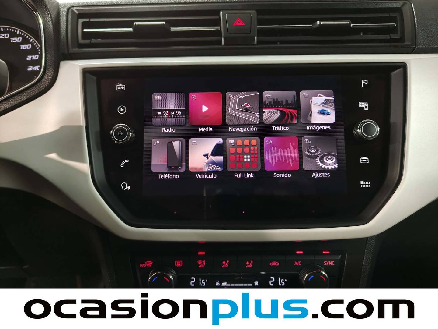 Foto Seat Arona SEAT Arona 1.0 TSI Ecomotive S&S Xcellence DSG (115 CV)