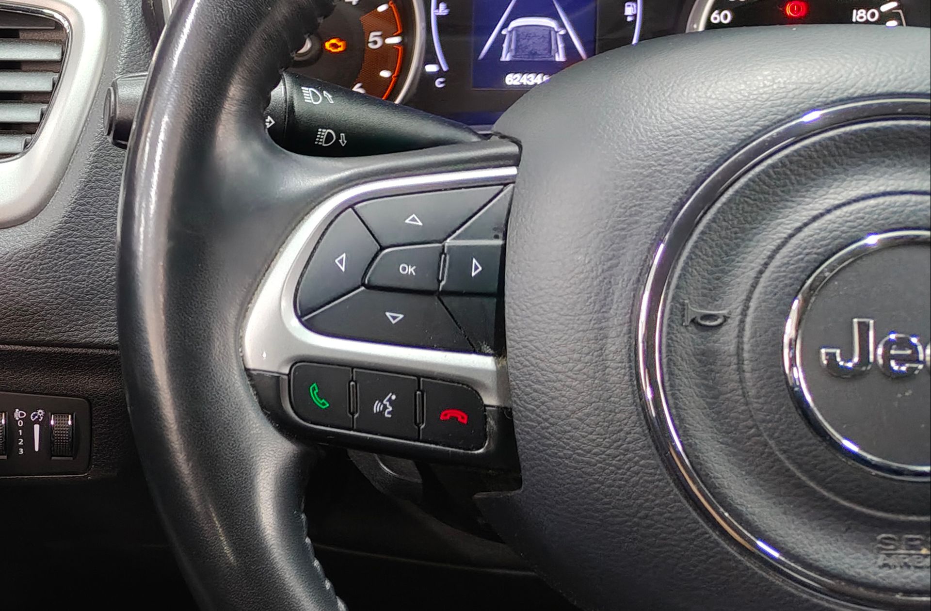 Jeep Compass 1.6 MultiJet Sport 4x2 - foto 23