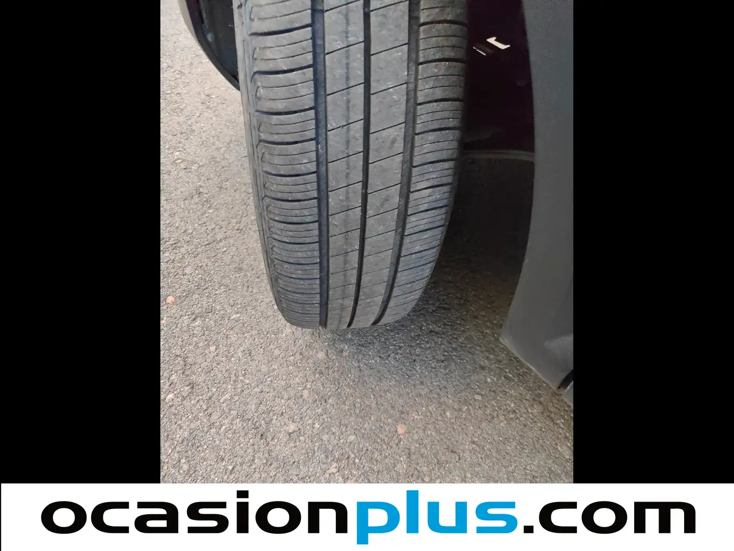 Foto Citroën C4 X Citroen C4 X PureTech 100 S&S 6v You (102 CV)