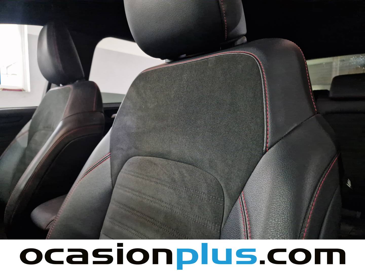 Foto Ford Kuga Ford Kuga 2.5 Duratec PHEV ST-Line Auto (225 CV)