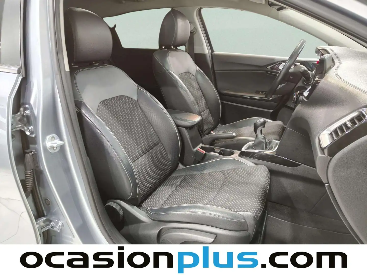 Foto KIA Ceed Kia Ceed 1.0 T-GDi Tech (120 CV)