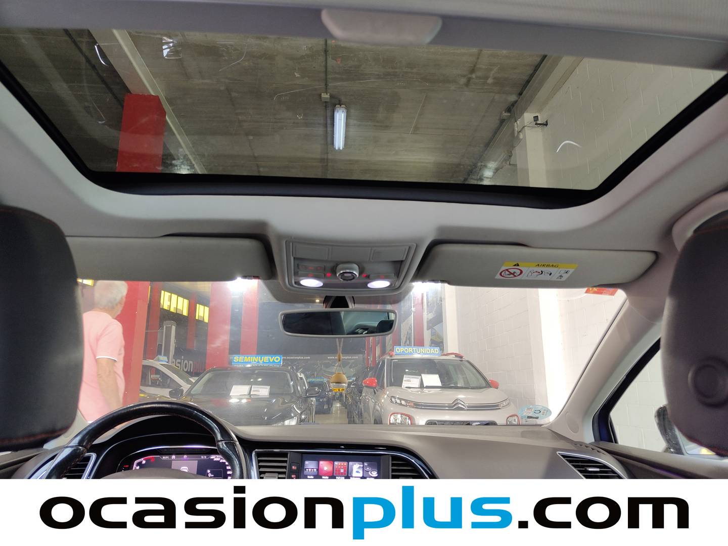 Extras y acabados del Seat León Seat León 2.0 TDI S&S FR DSG (150 CV)