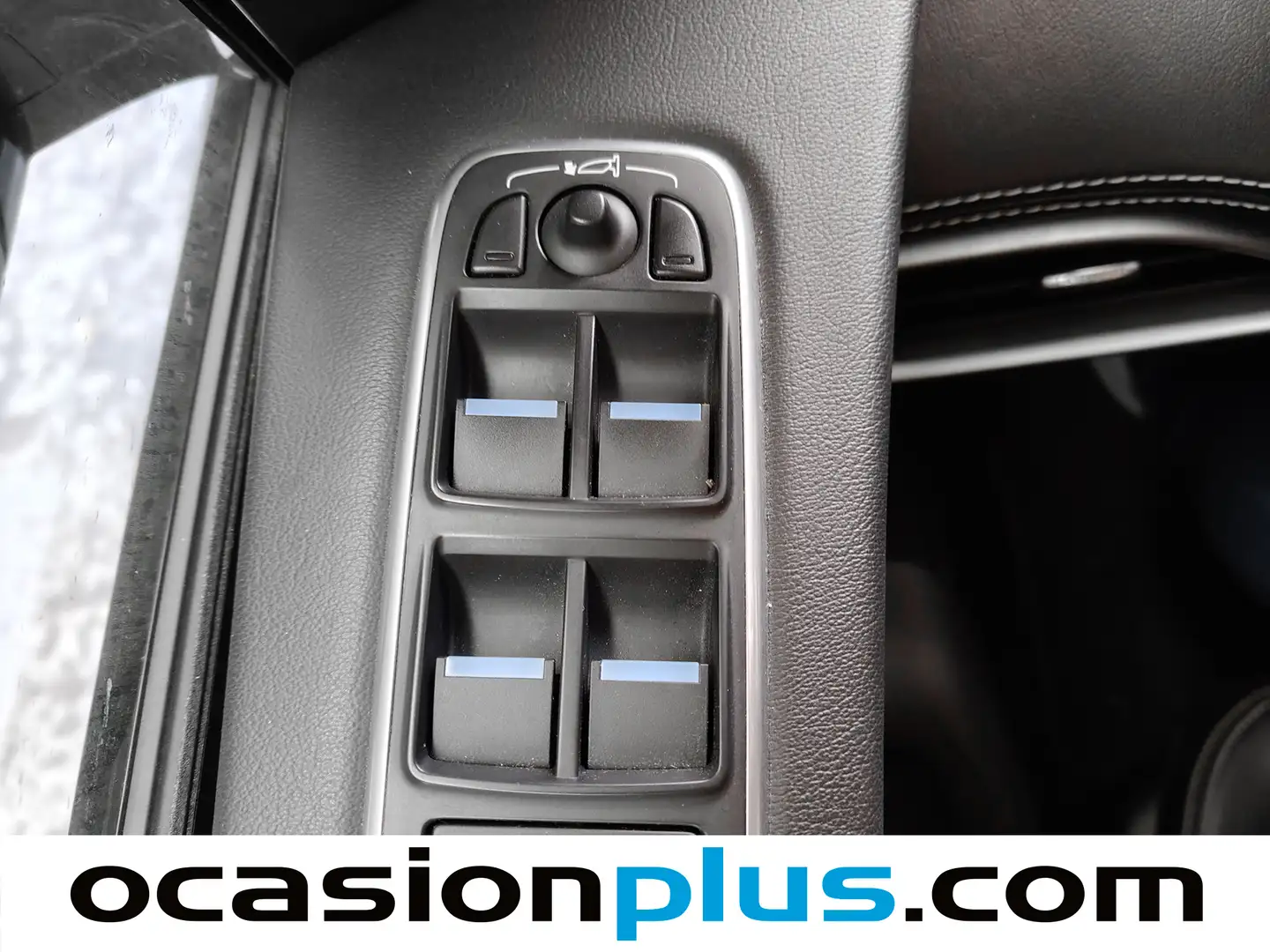 Foto Jaguar F-Pace Jaguar F-PACE 2.0L i4D R-Sport Auto (180 CV)