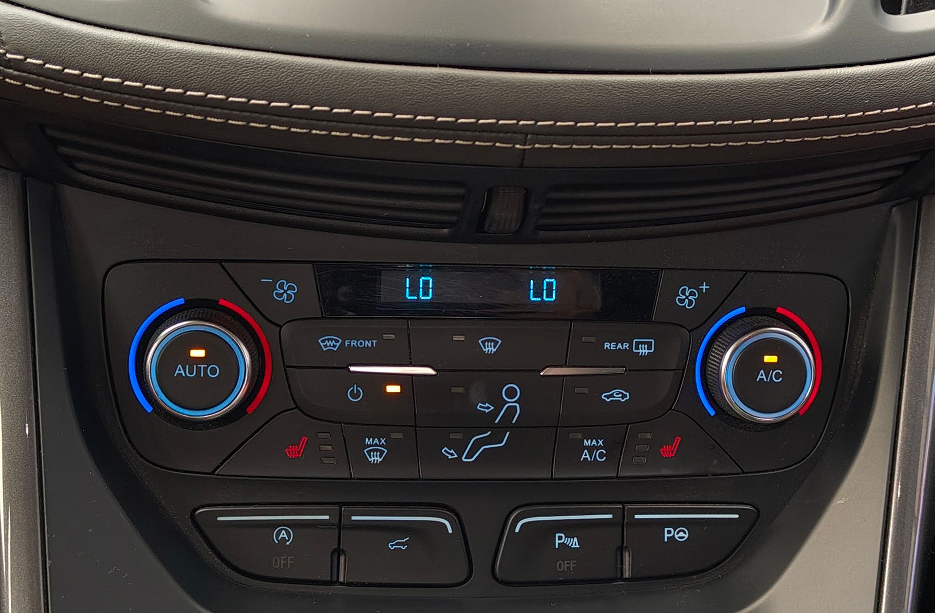 Ford Kuga 1.5 EcoBoost Vignale 4x2 - foto 33