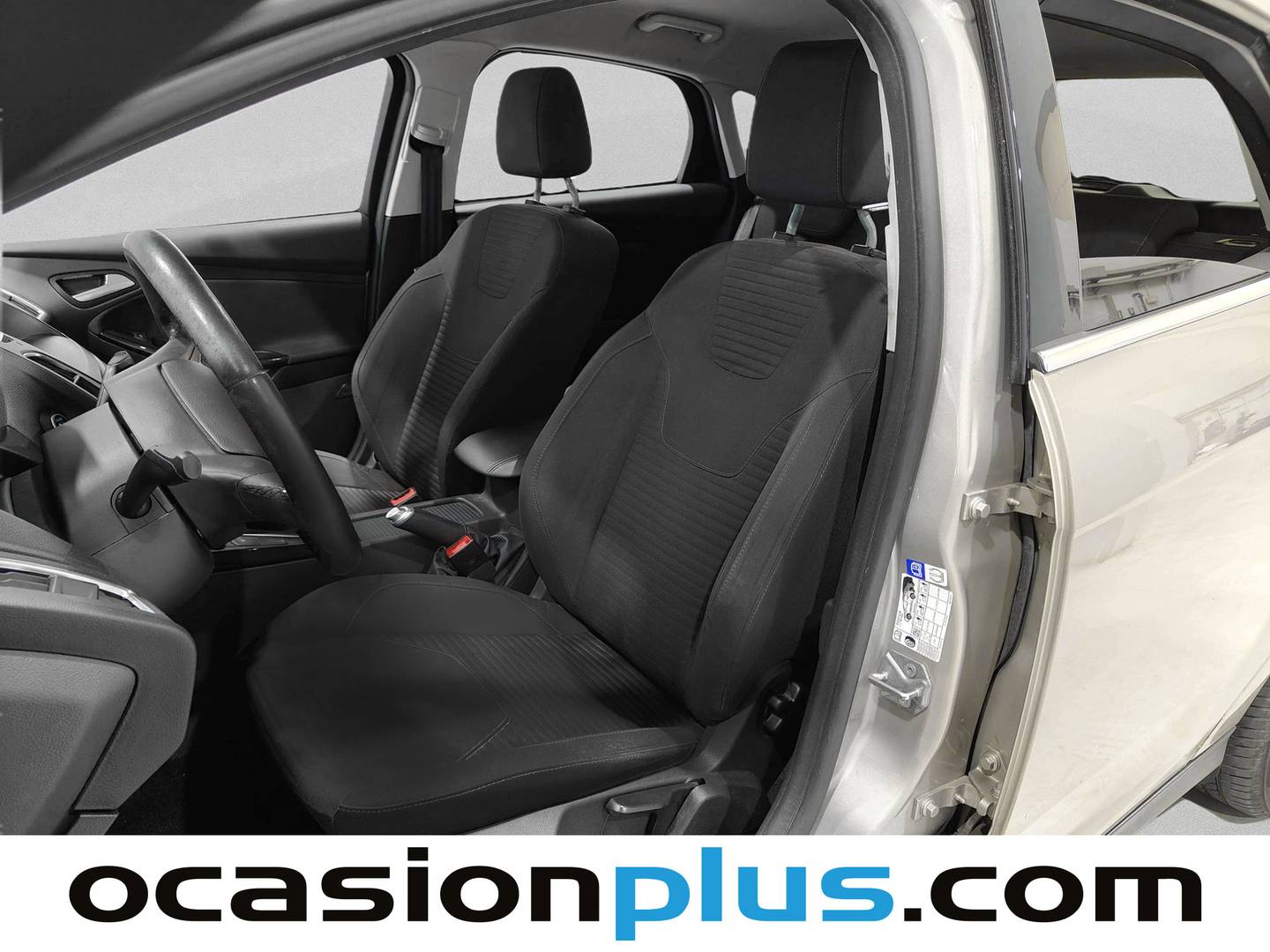 Foto asientos delanteros Ford Focus Ford Focus 1.5TDCi Titanium (120 CV)
