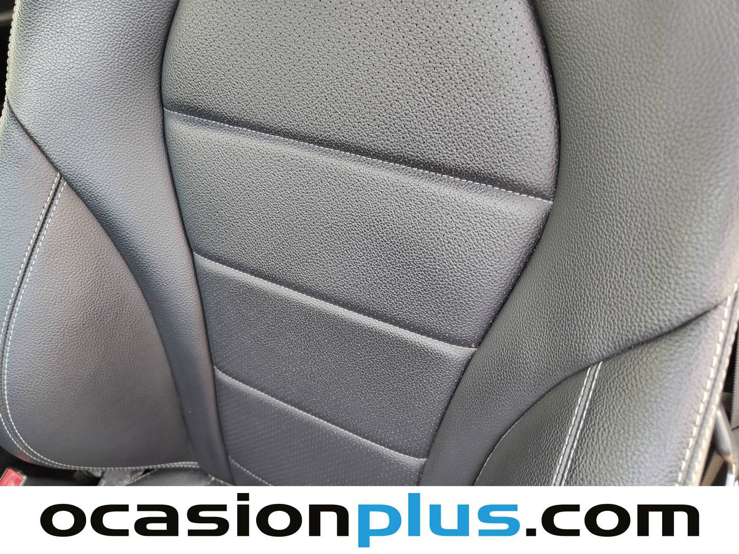 Extras y acabados del Mercedes Clase C Mercedes Clase C C 220 BlueTEC AMG Line (170 CV)
