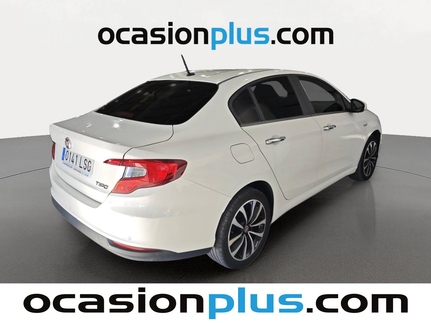 Foto trasera Fiat Tipo Fiat Tipo Sedan 1.3 Multijet Lounge (95 CV) izquierda