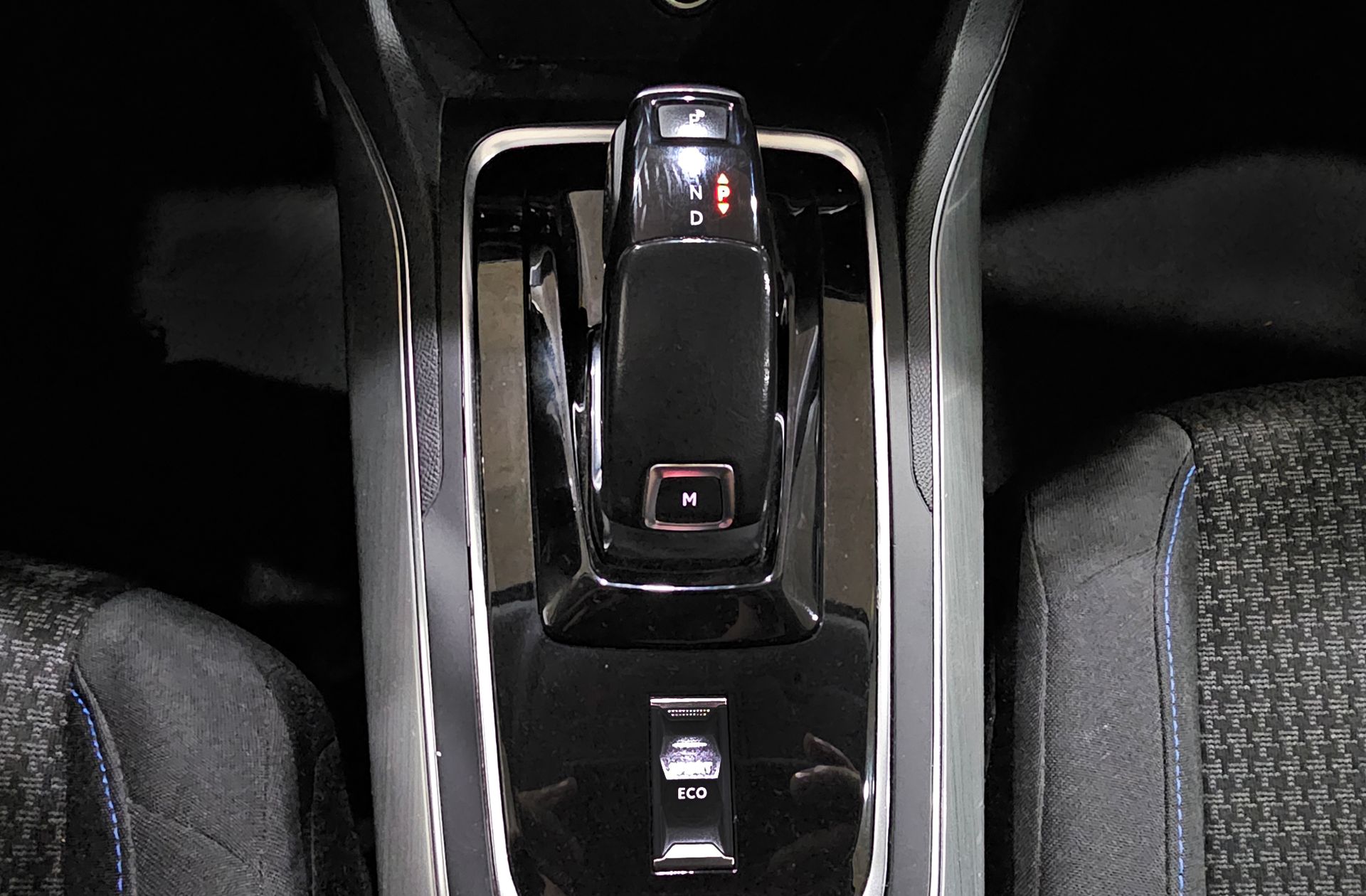 Peugeot 308 BlueHDi 130 Style EAT8 - foto 6
