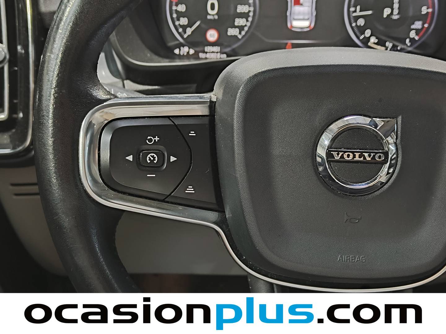 Foto Volvo XC40 Volvo XC40 D3 Momentum Auto (150 CV)