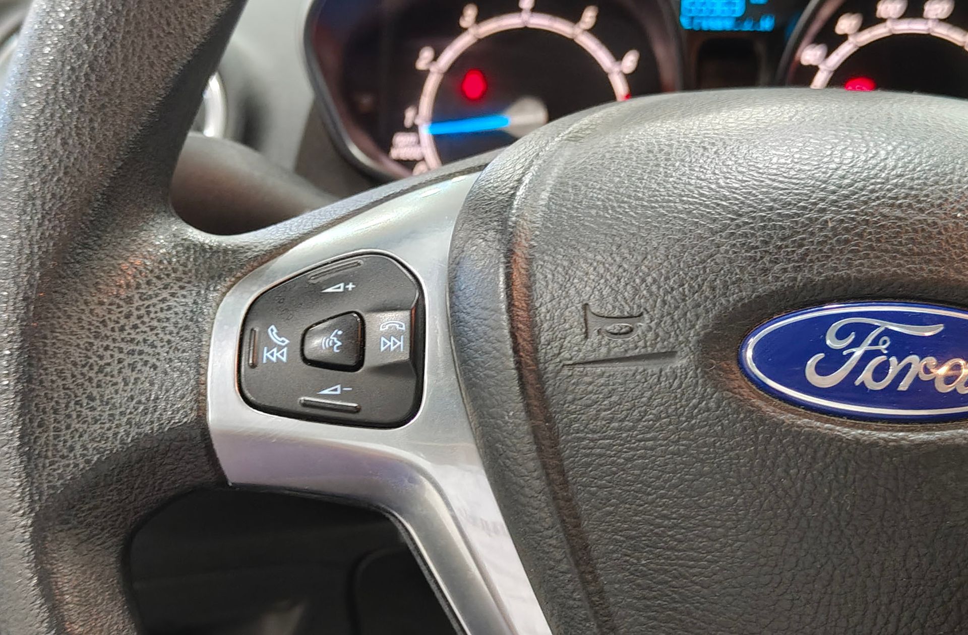 Ford Fiesta 1.25 Duratec Trend - foto 19