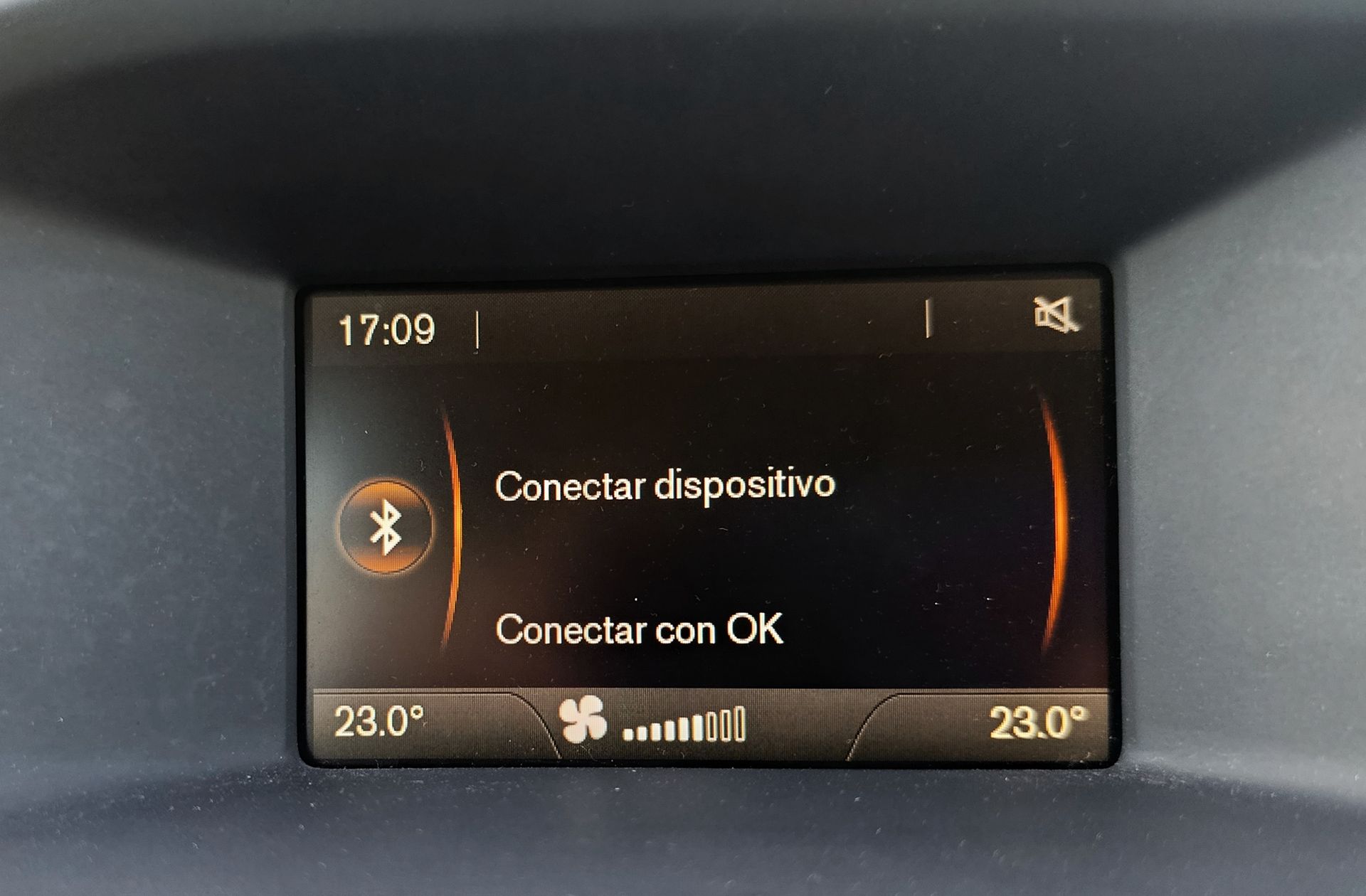 Volvo V60 D3 Momentum - foto 30