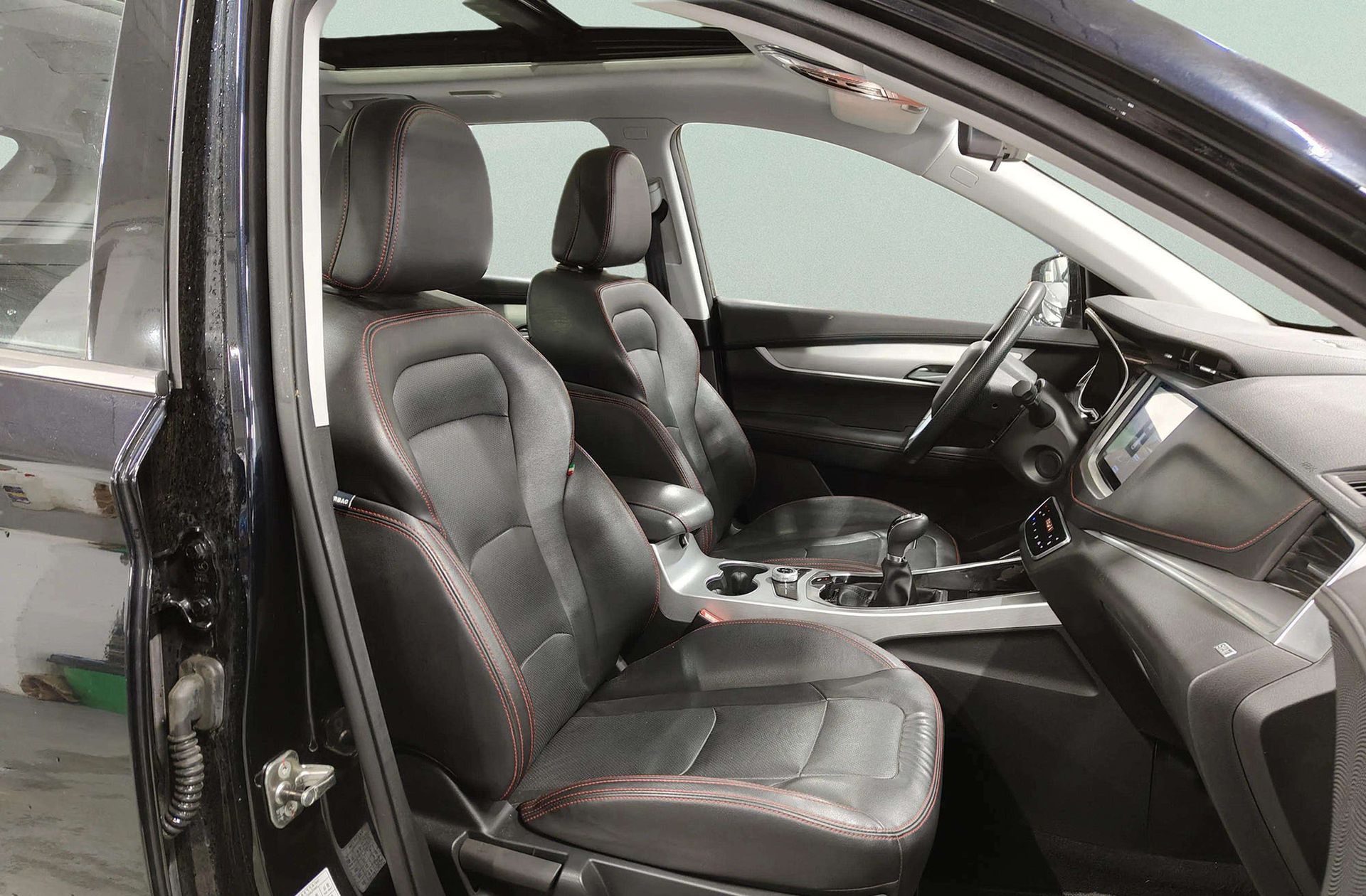 SWM G01 1.5T Luxury - foto 17