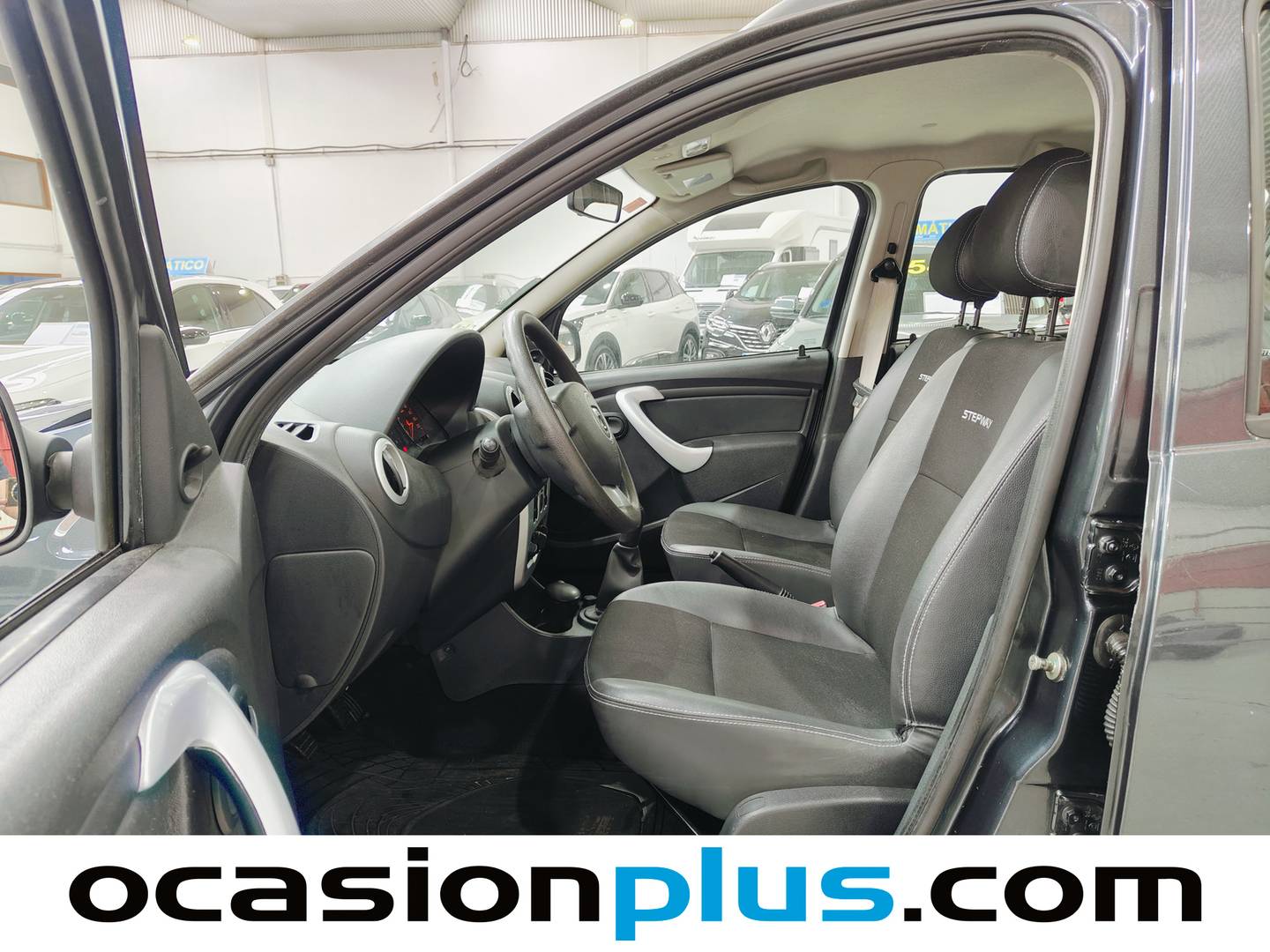 Foto asientos delanteros Dacia Sandero Dacia Sandero dCi 90 Stepway Music (90 CV)