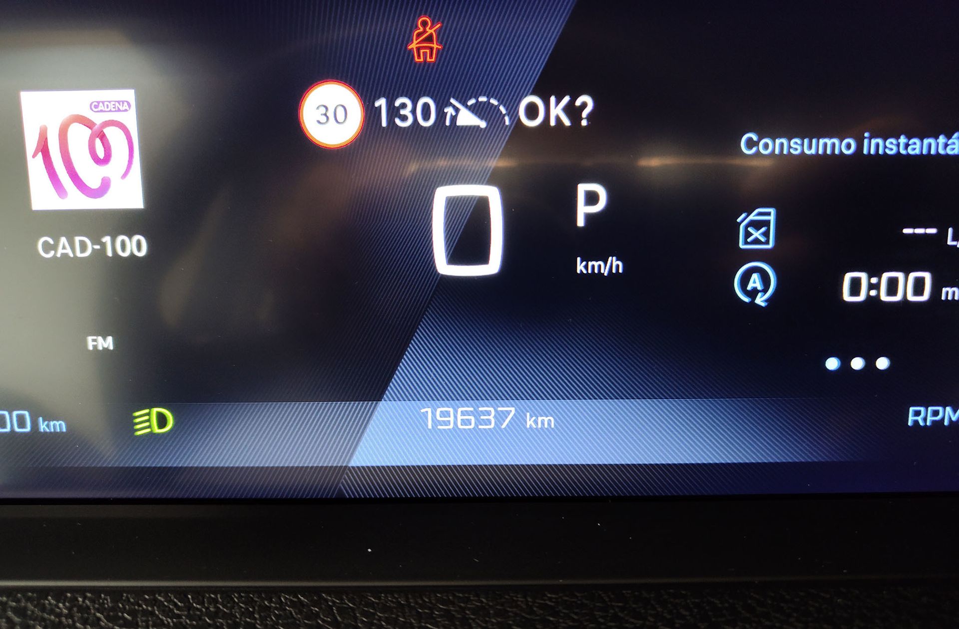 Peugeot Traveller BlueHDi 180 Business VIP Standard EAT8 - foto 12