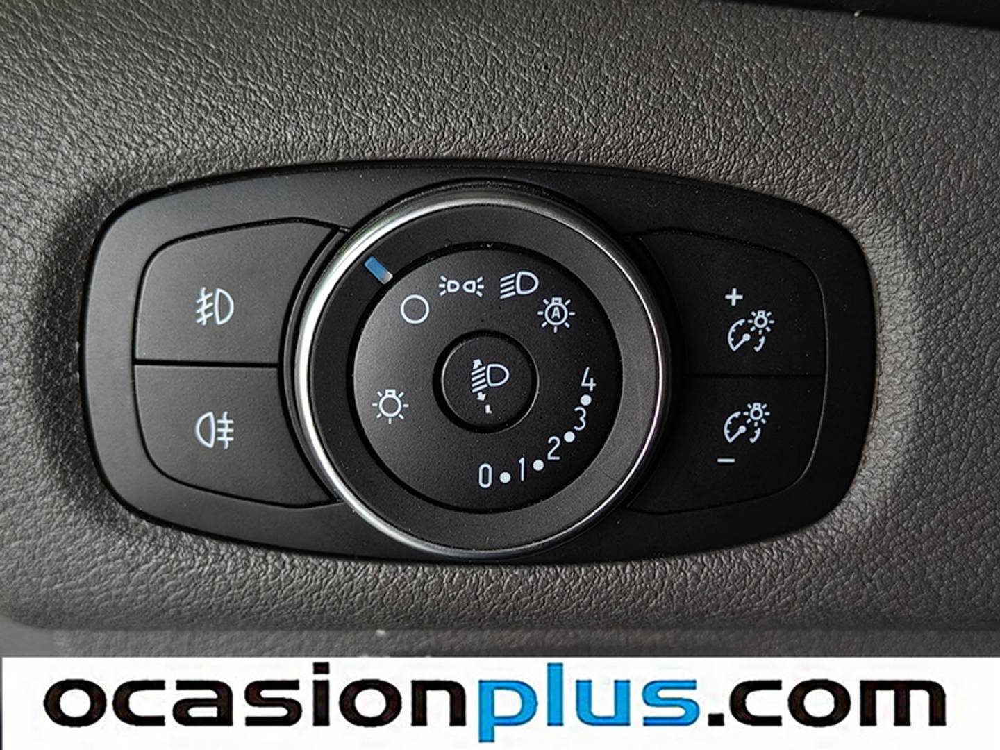 Foto Ford Transit Custom Ford Transit Custom Kombi 2.0 TDCI 320 L2 Trend (130 CV) 9 Plazas