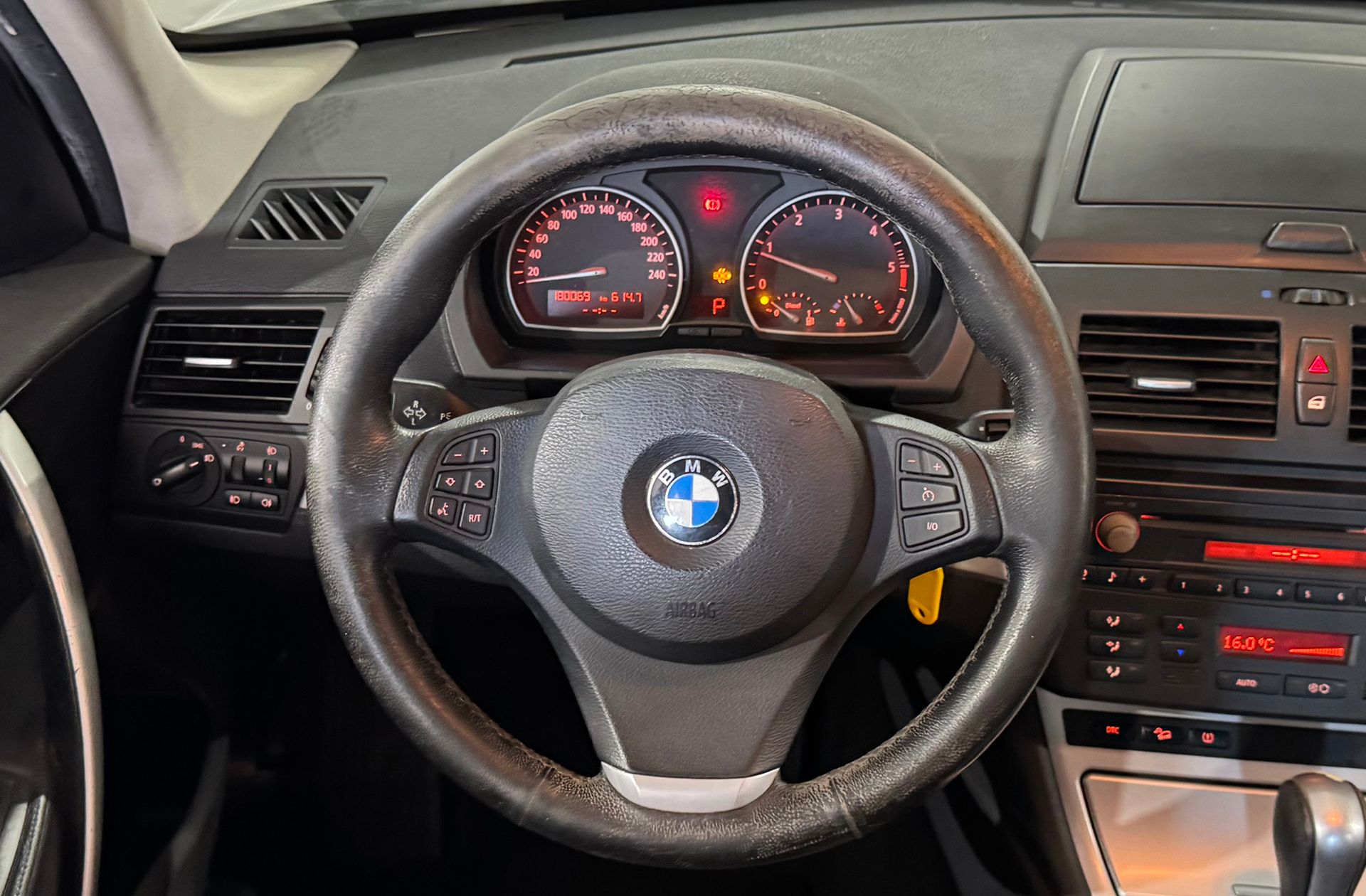 BMW X3 2.0d - foto 18