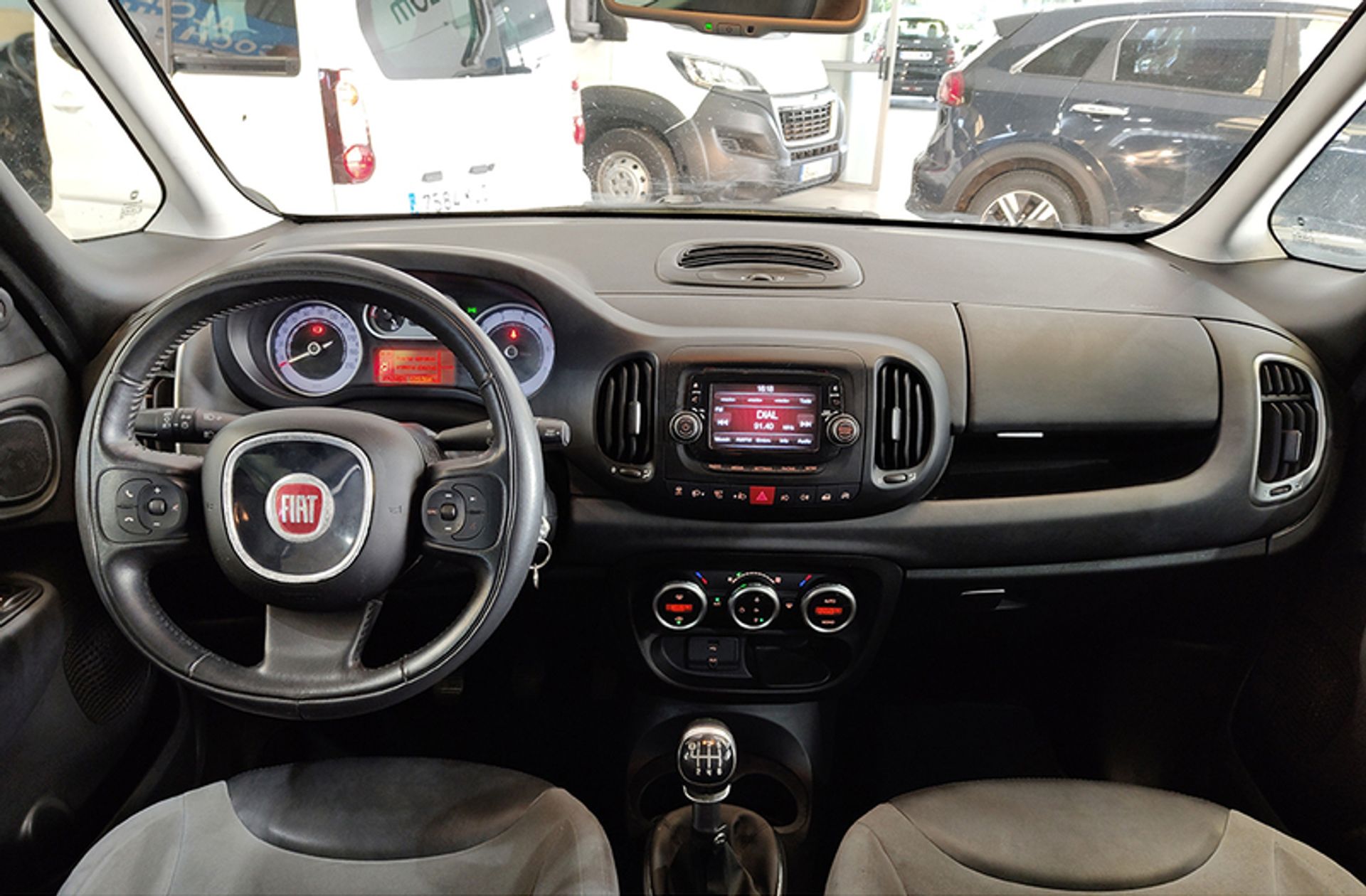 Fiat 500L 1.6 16v MultiJet II Living 7 plazas - foto 8