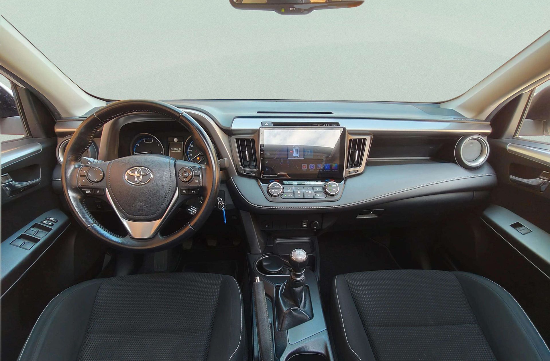 Toyota RAV4 150D 2WD Advance - foto 7