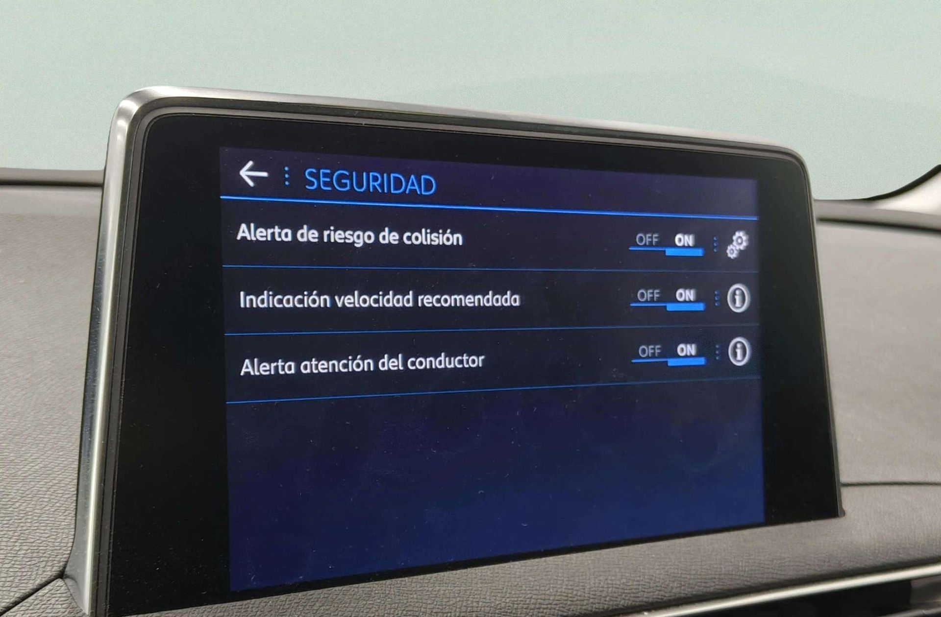 Peugeot 3008 PureTech 130 Allure EAT8 - foto 13