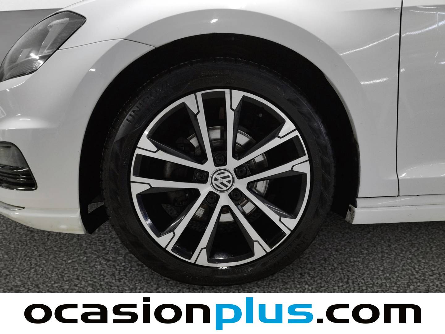 Foto Volkswagen Golf Volkswagen Golf Sport 1.6 TDI BMT (110 CV) DSG Pack R-Line