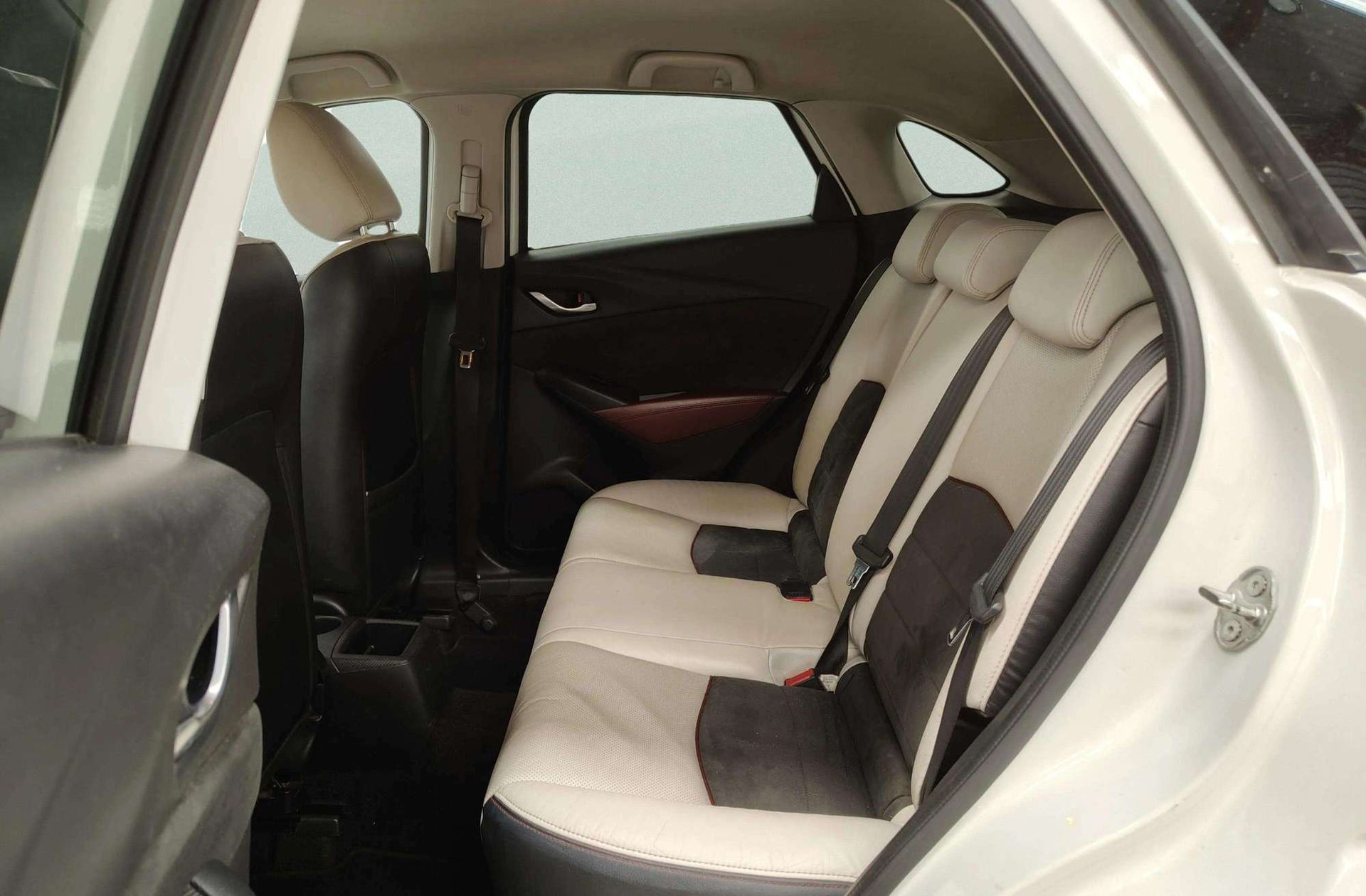 Mazda CX-3 1.5 DE Skyactiv Luxury 4WD - foto 13