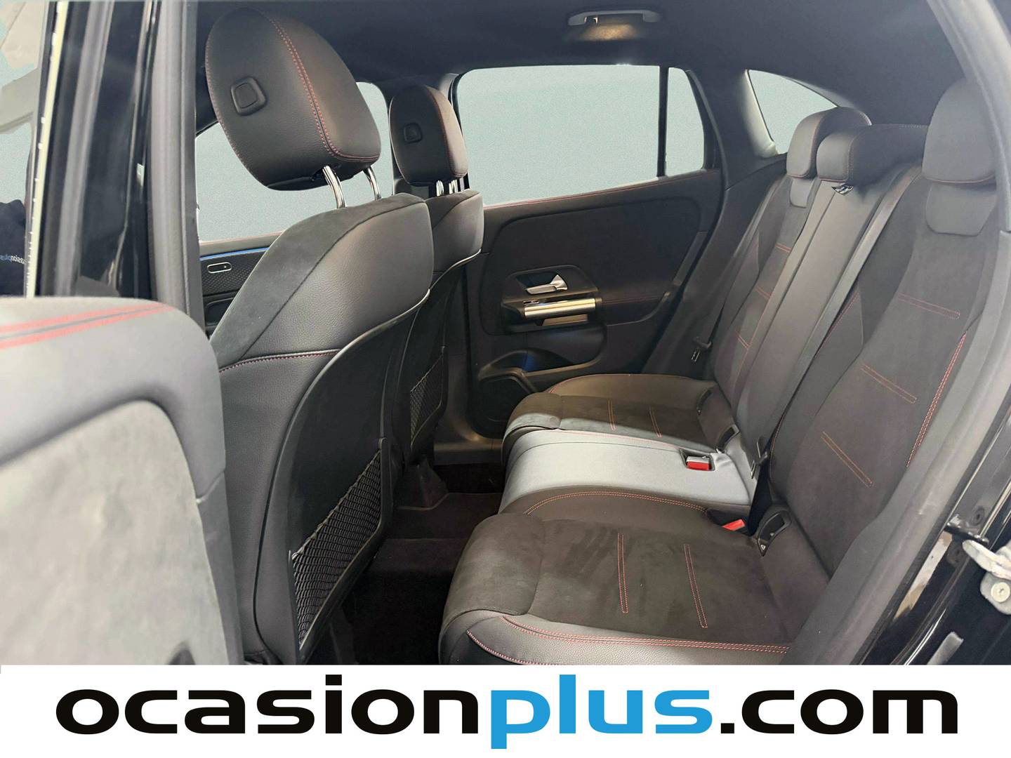 Foto asientos traseros Mercedes GLA Mercedes GLA 200 (163 CV) Pack AMG