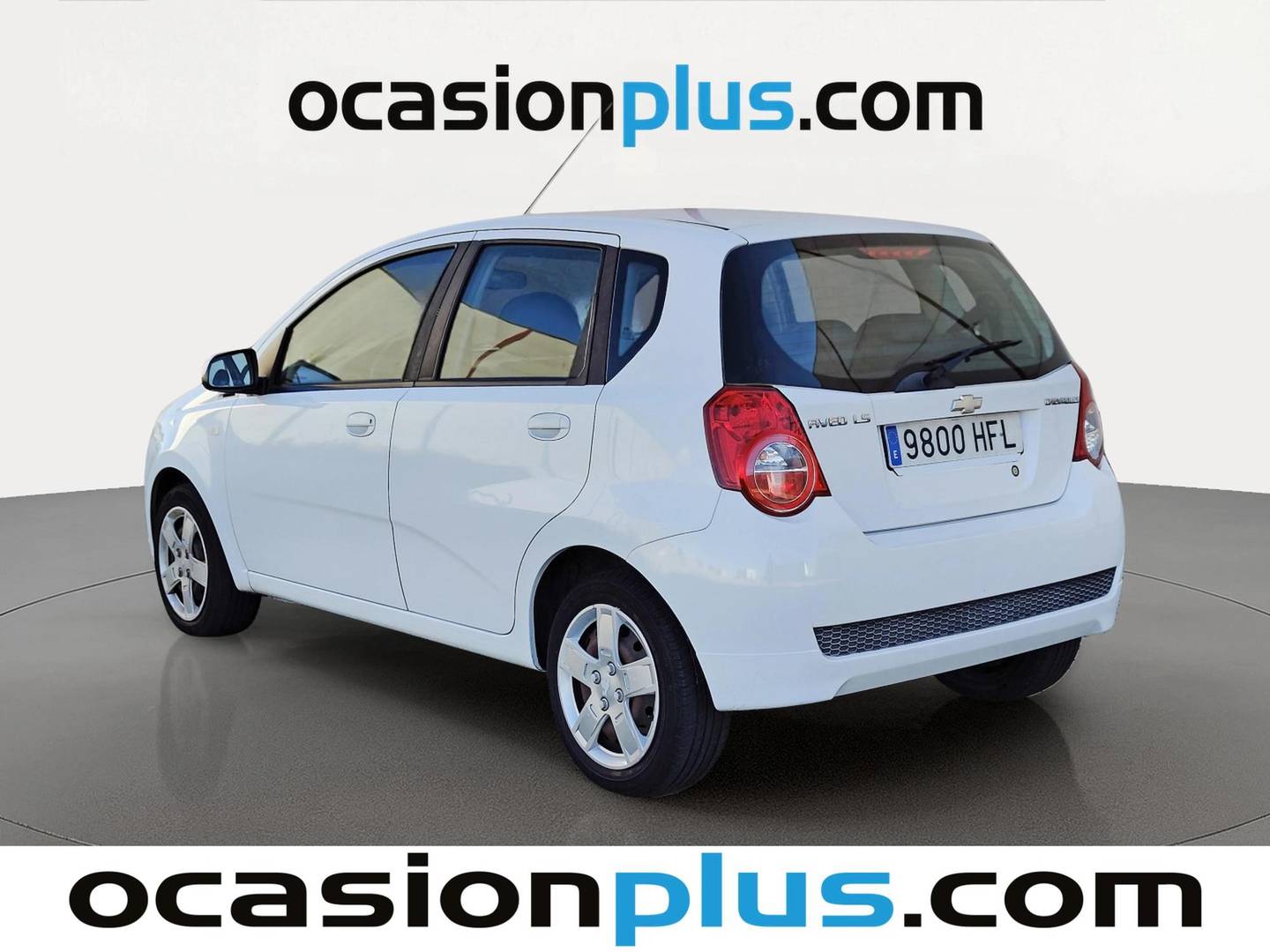 Foto trasera Chevrolet Aveo Chevrolet Aveo 1.2 16v LS (84 CV) izquierda
