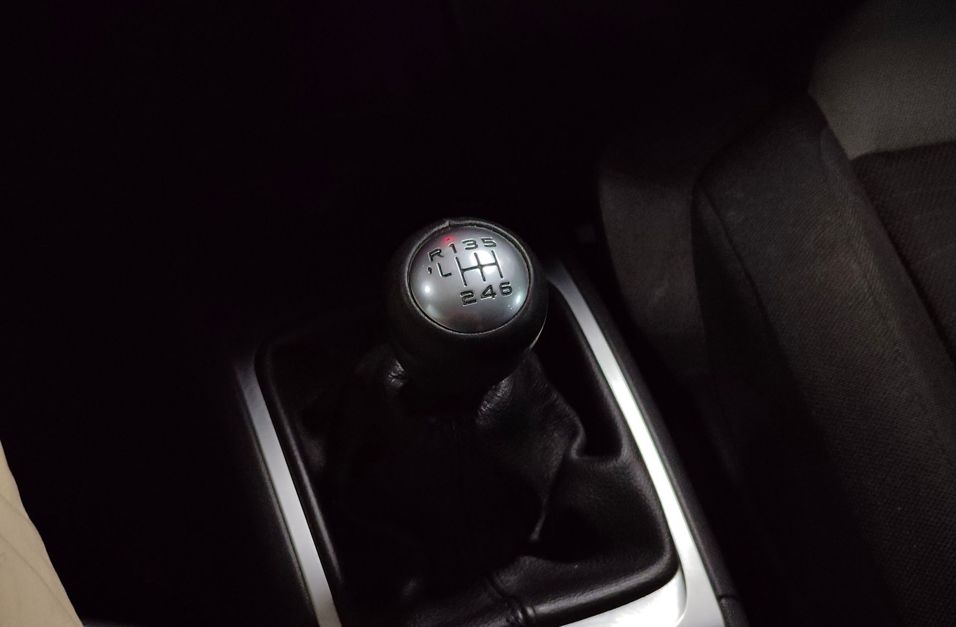 Citroën C4 Picasso 1.6 e-HDI Intensive - foto 6