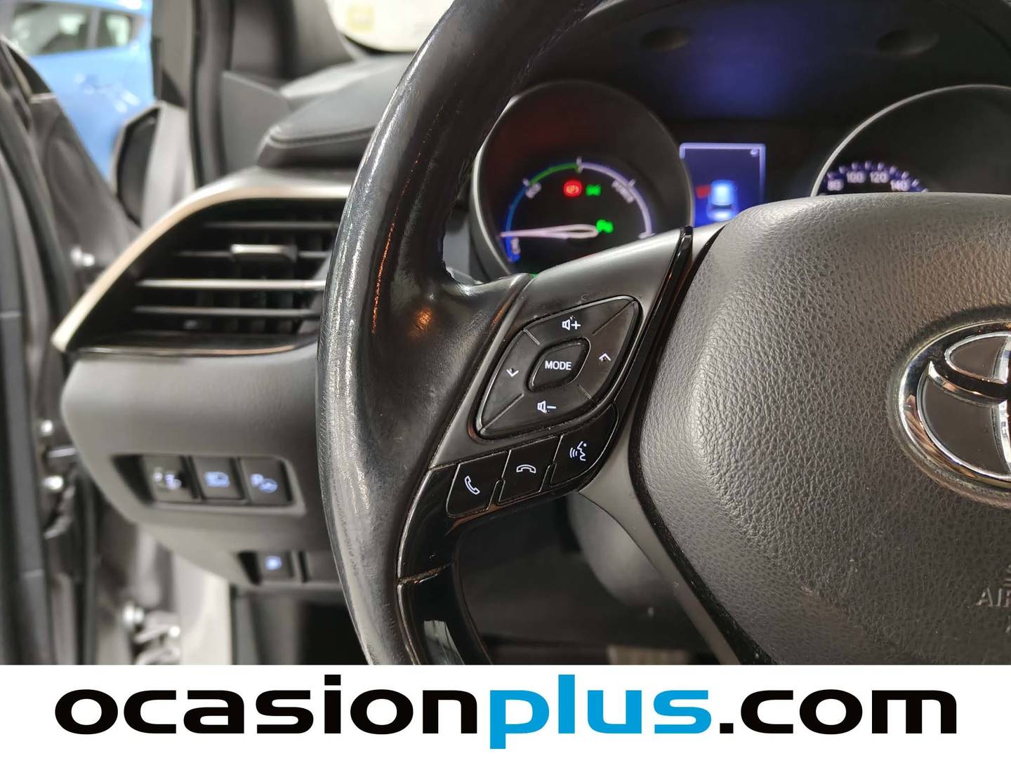 Foto Toyota C-HR Toyota C-HR 1.8 125H Advance (122 CV)