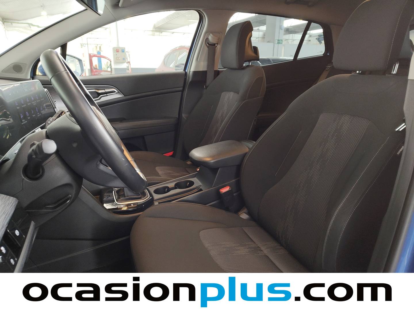 Foto asientos delanteros KIA Sportage KIA Sportage 1.6 CRDi MHEV Drive 4x2 (136 CV)