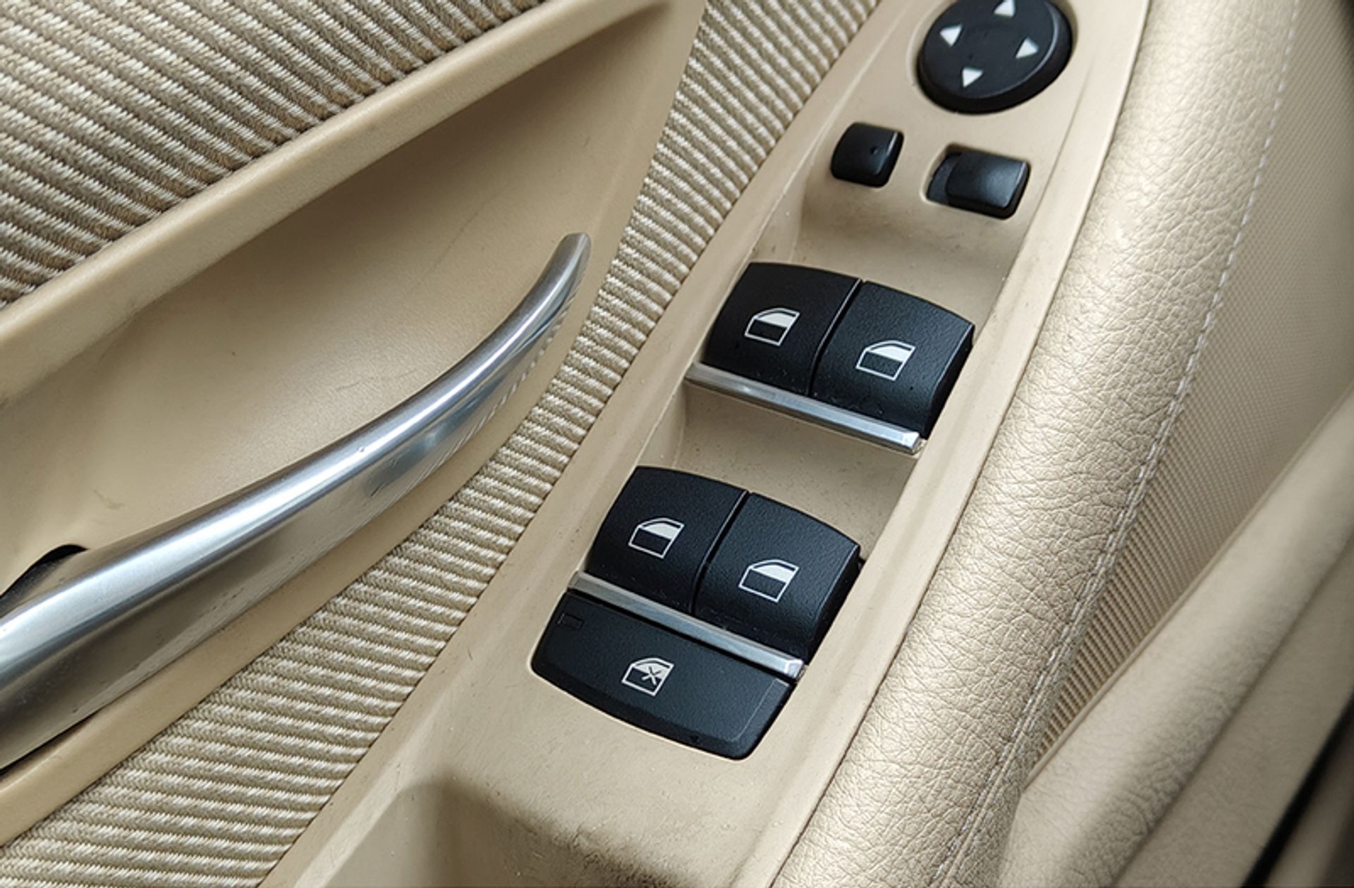 BMW Serie 5 528i - foto 33