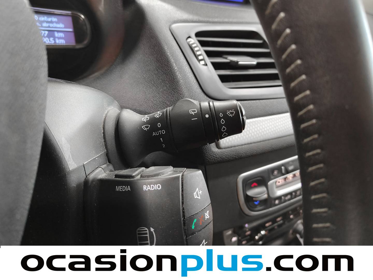 Equipamiento del Renault Mégane Renault Megane TCe 115 S&S Dynamique Energy (115 CV)