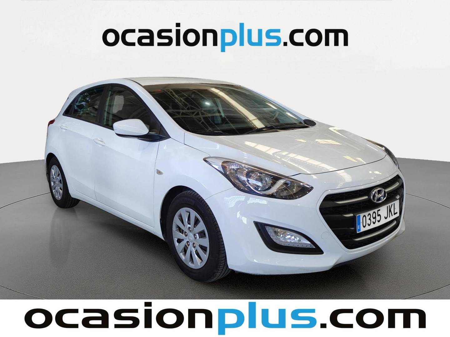Foto delantera Hyundai i30 Hyundai i30 1.6 CRDI BlueDrive Klass (110 CV) derecha
