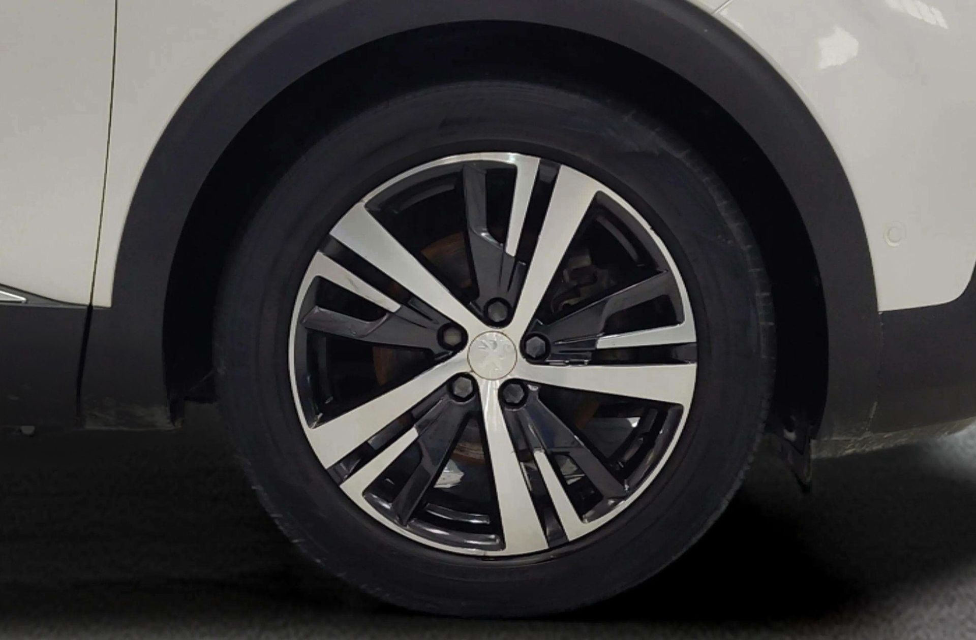 Peugeot 3008 BlueHDi 180 GT Line EAT8 - foto 42