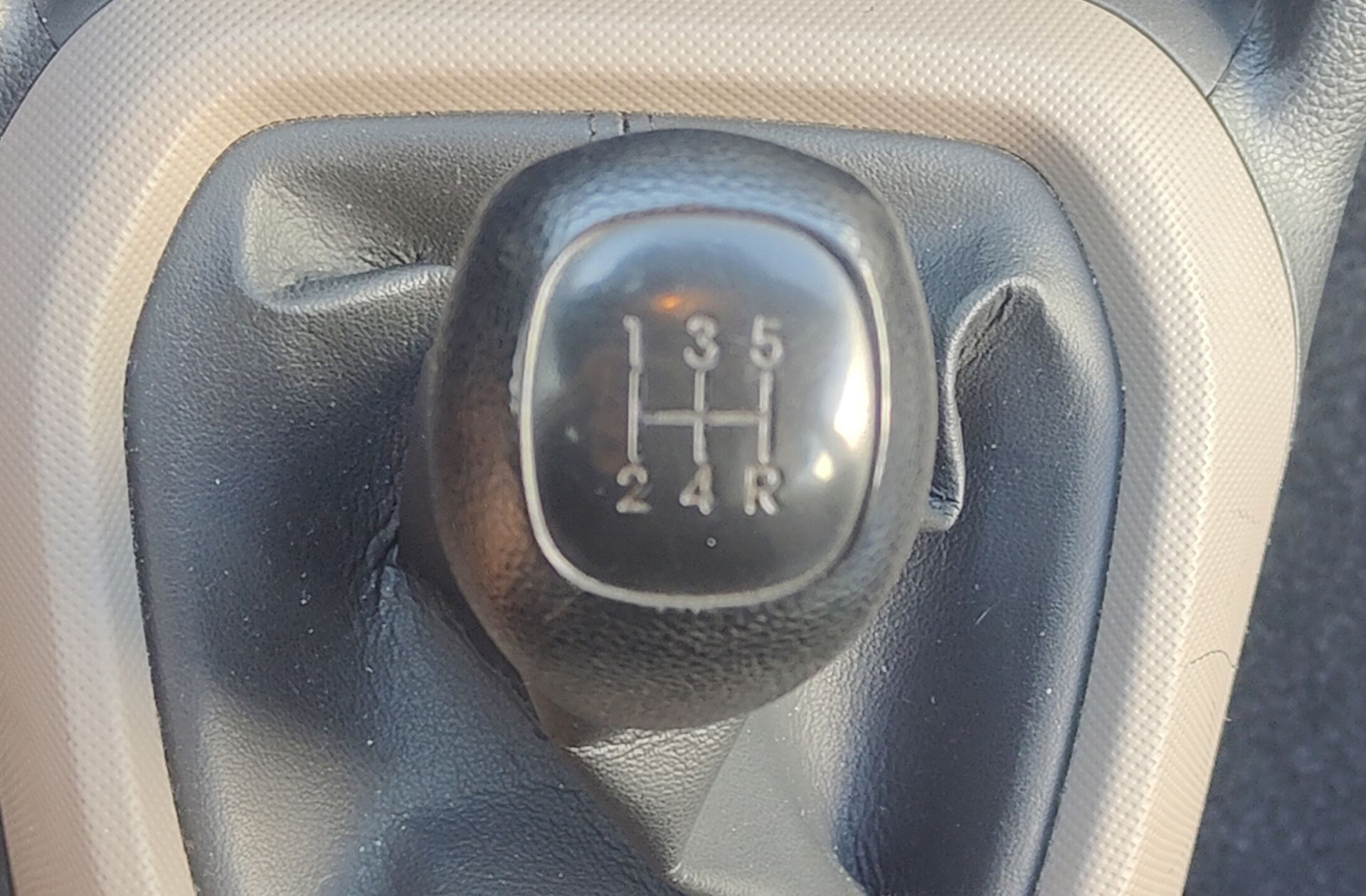 Hyundai i10 1.0 Tecno Blue - foto 5
