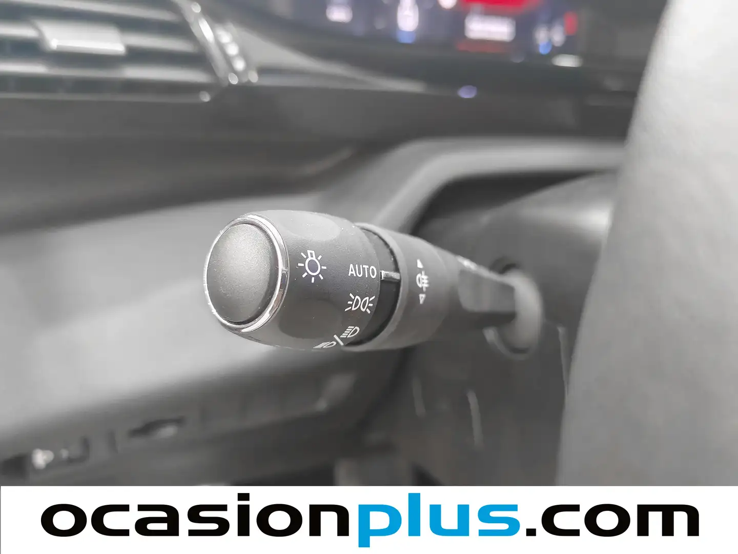 Foto Peugeot 308 Peugeot 308 PureTech 130 S&S Active Pack EAT8 (130 CV)