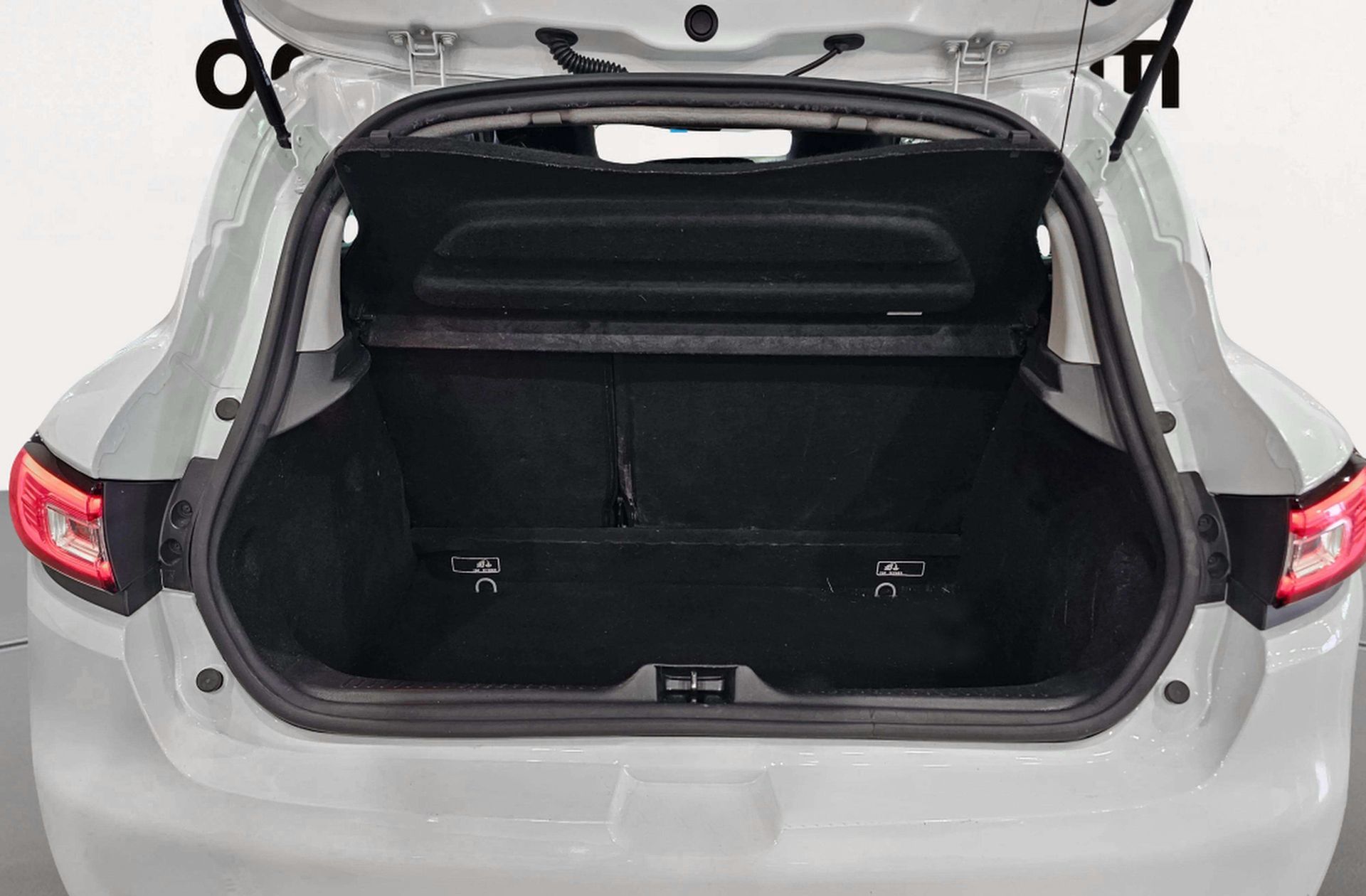 Renault Clio Zen TCe - foto 17