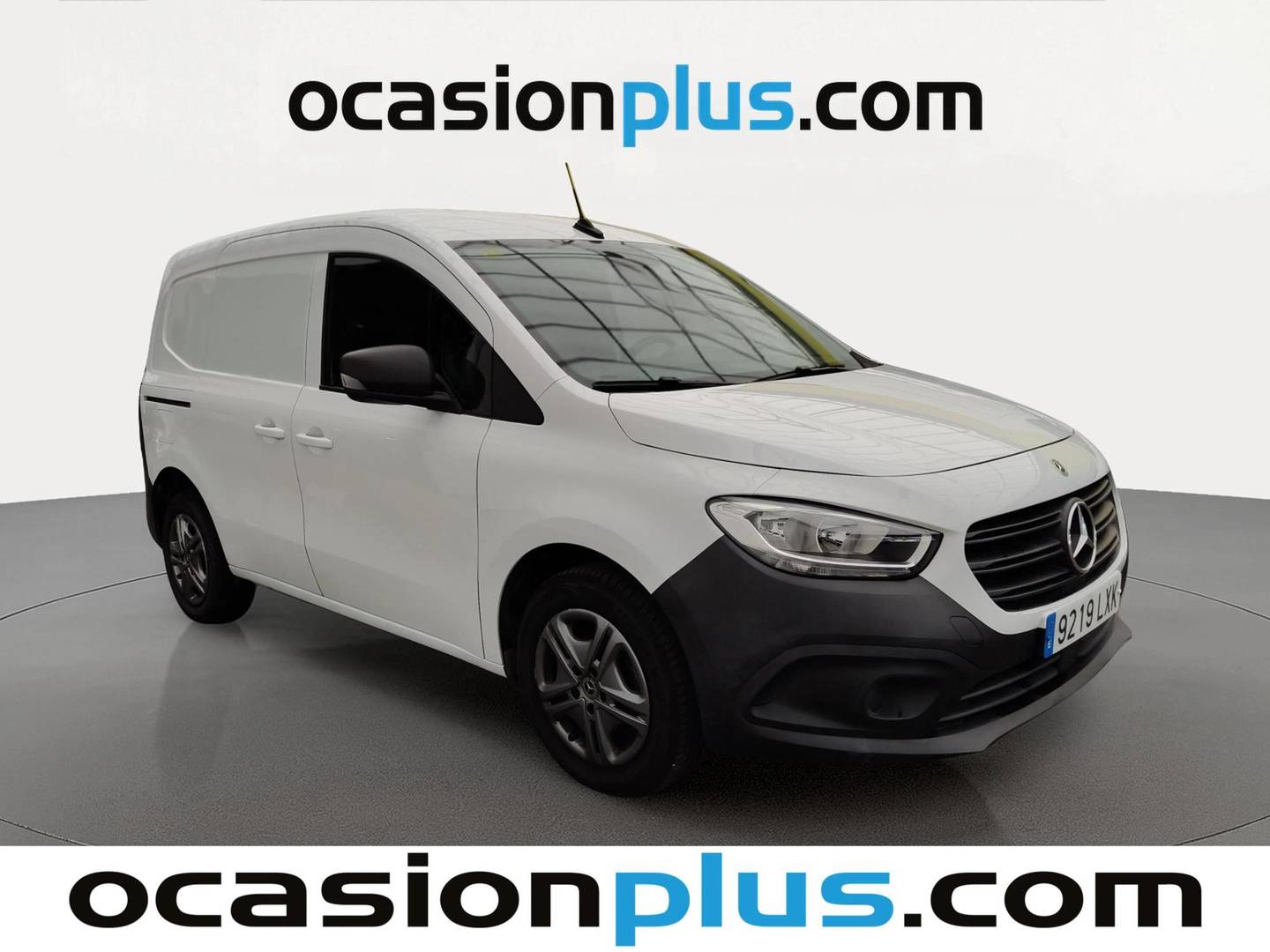 Foto delantera Mercedes Citan Mercedes Citan Furgon 110 CDI Base Largo (95 CV) derecha