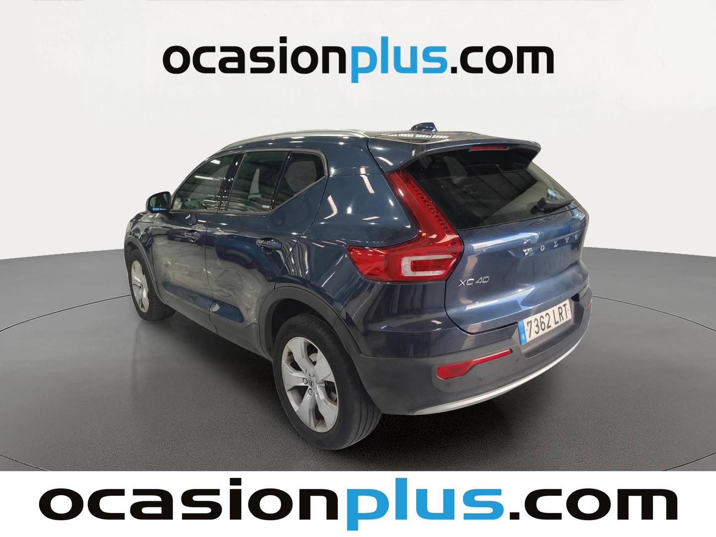 Foto trasera Volvo XC40 Volvo XC40 T2 Momentum Pro Auto (129 CV) izquierda