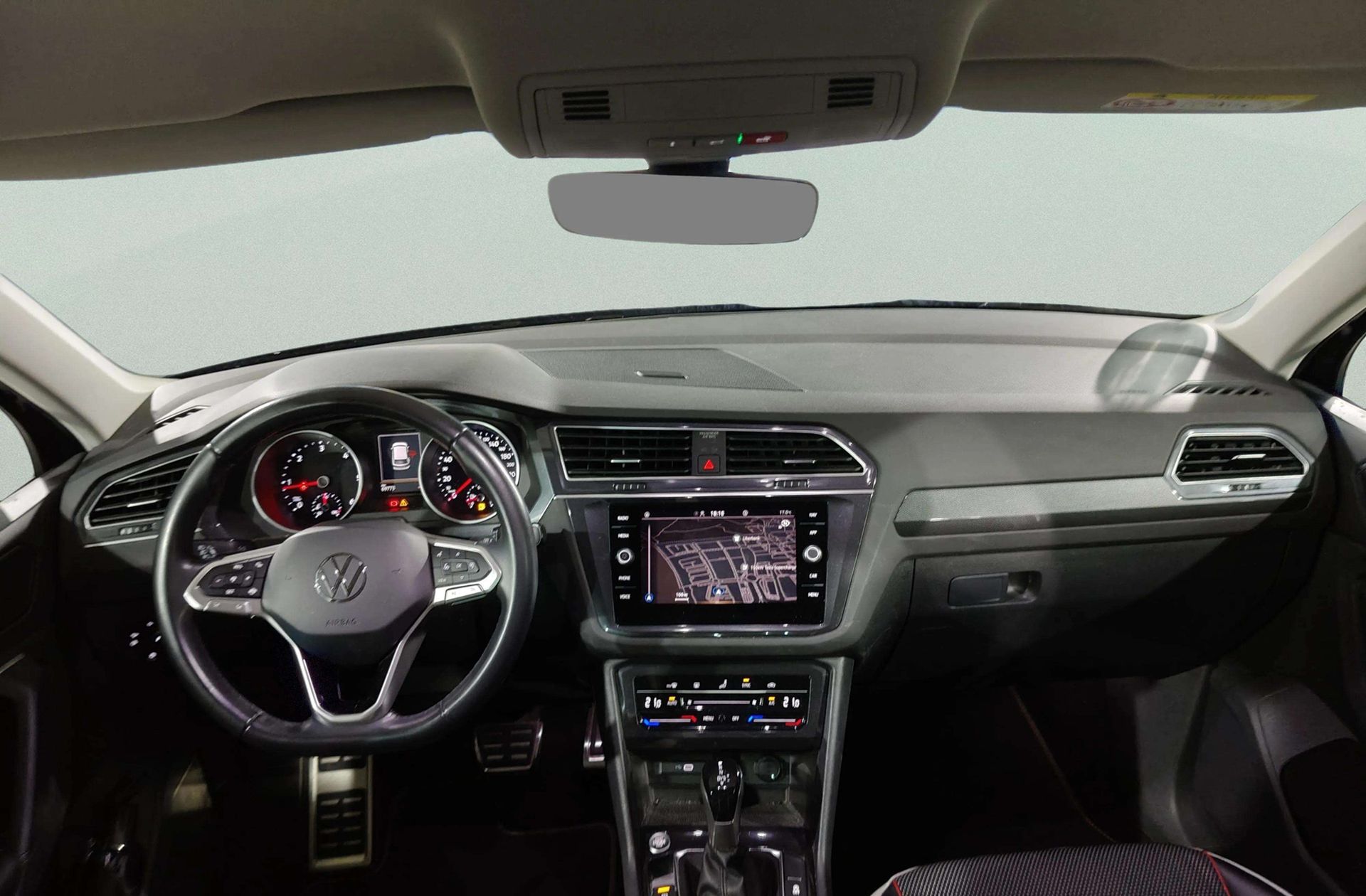 Volkswagen Tiguan Urban Sport 2.0 TDI DSG - foto 6